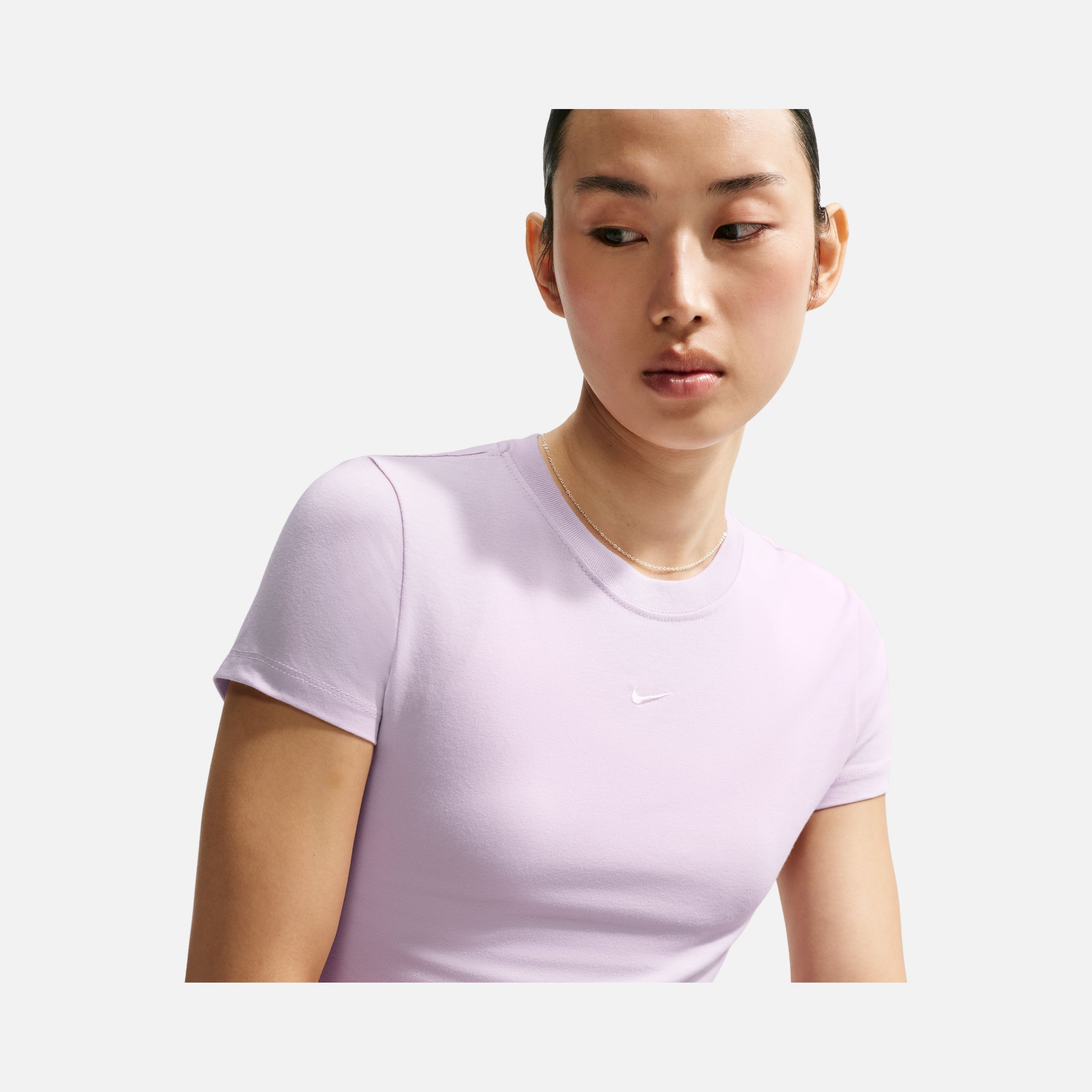 Nike Sportswear Chill Knit Crop Kadın Tişört