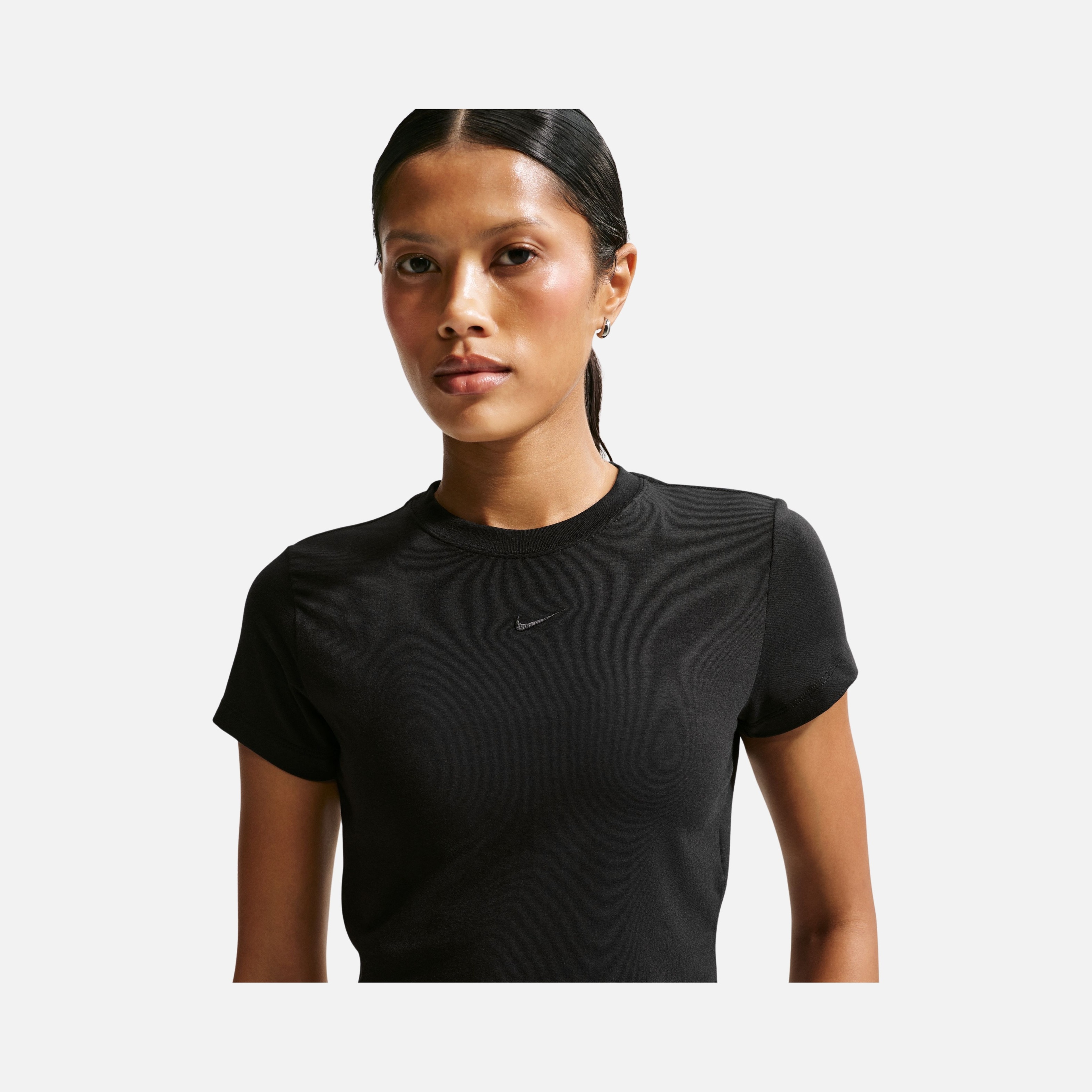 Nike Sportswear Chill Knit Crop Kadın Tişört