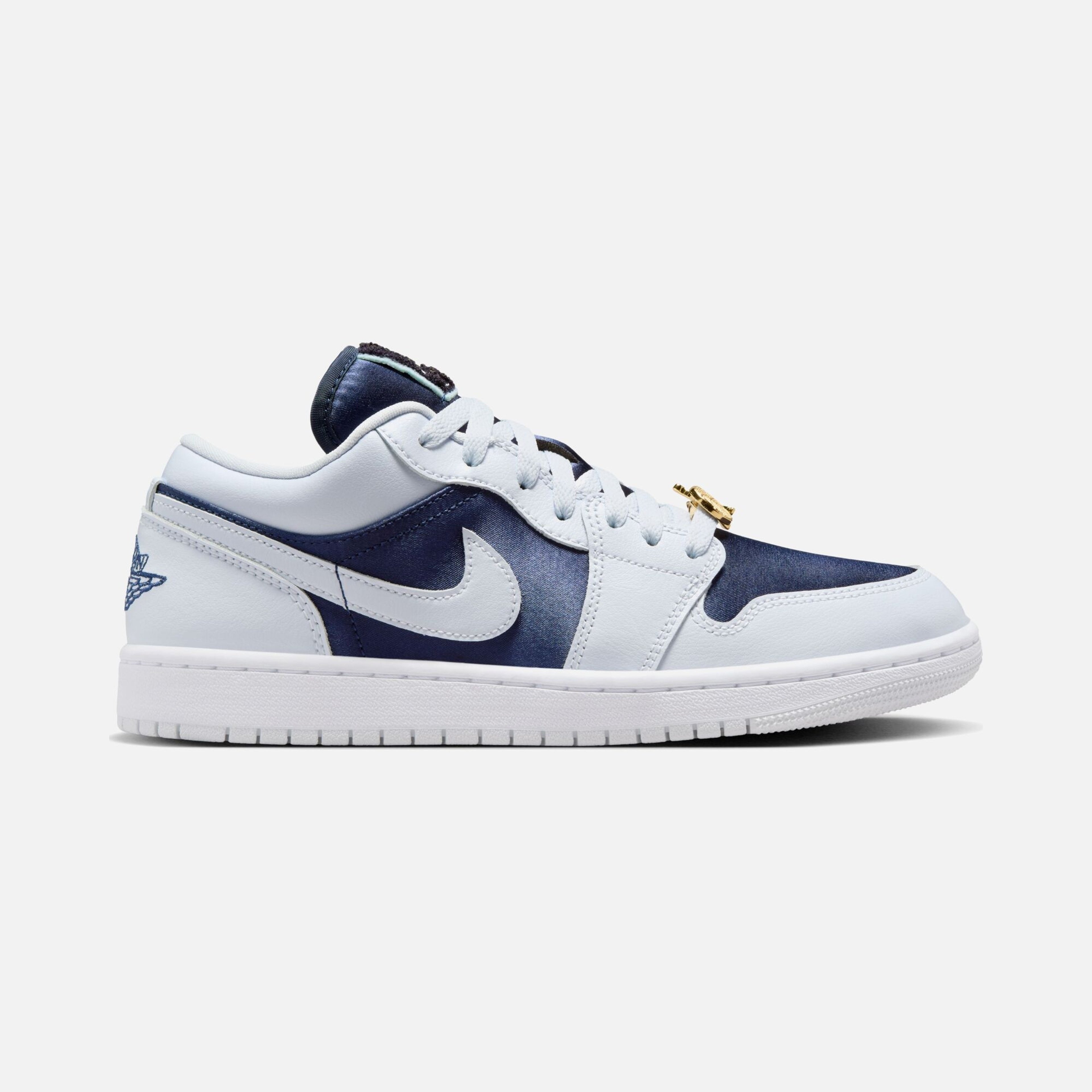 Nike Air Jordan 1 Low "Football Grey" Kadın Spor Ayakkabı