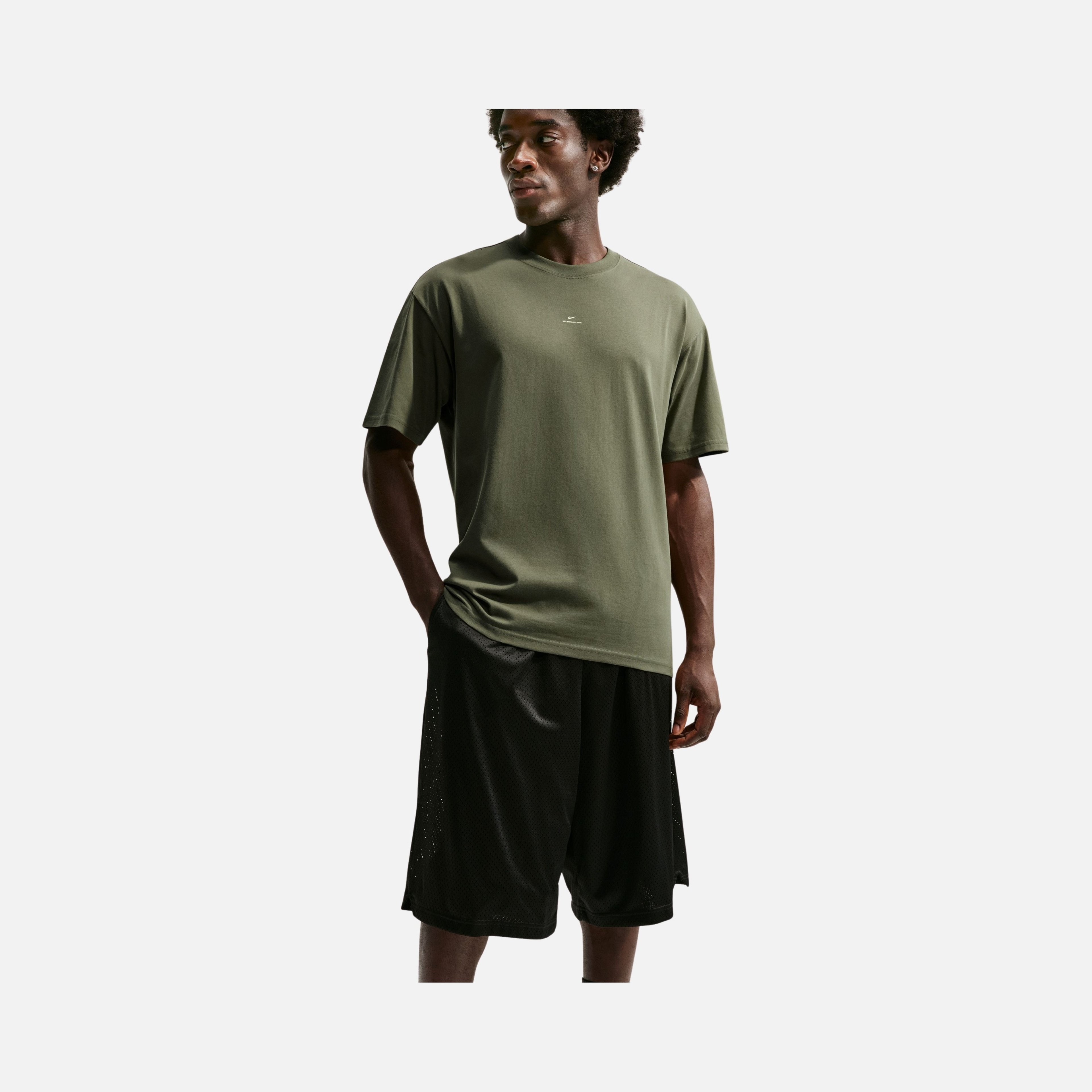 Nike Standard Issue Dri-FIT Erkek Tişört