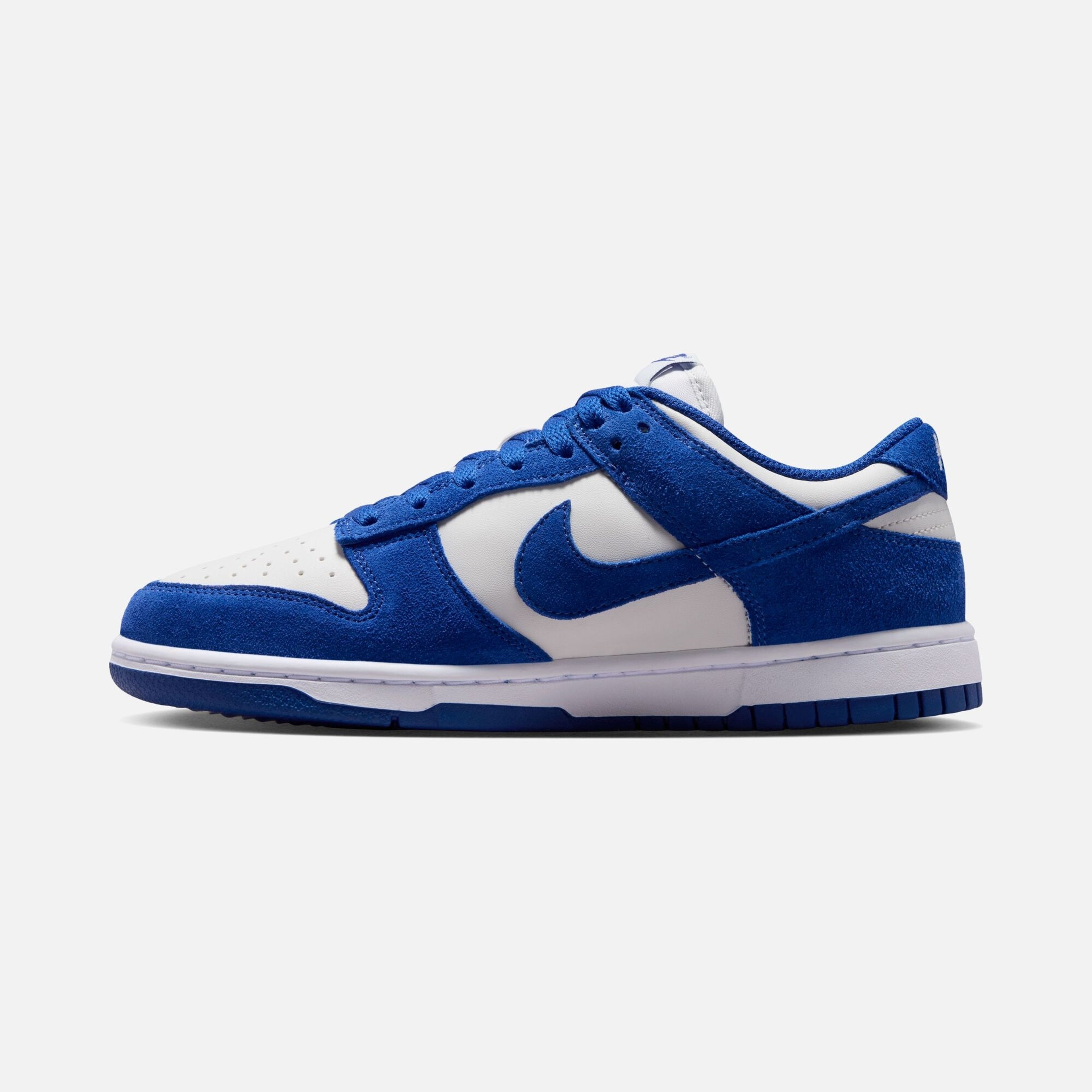 Nike Dunk Low Suede Kadın Spor Ayakkabı