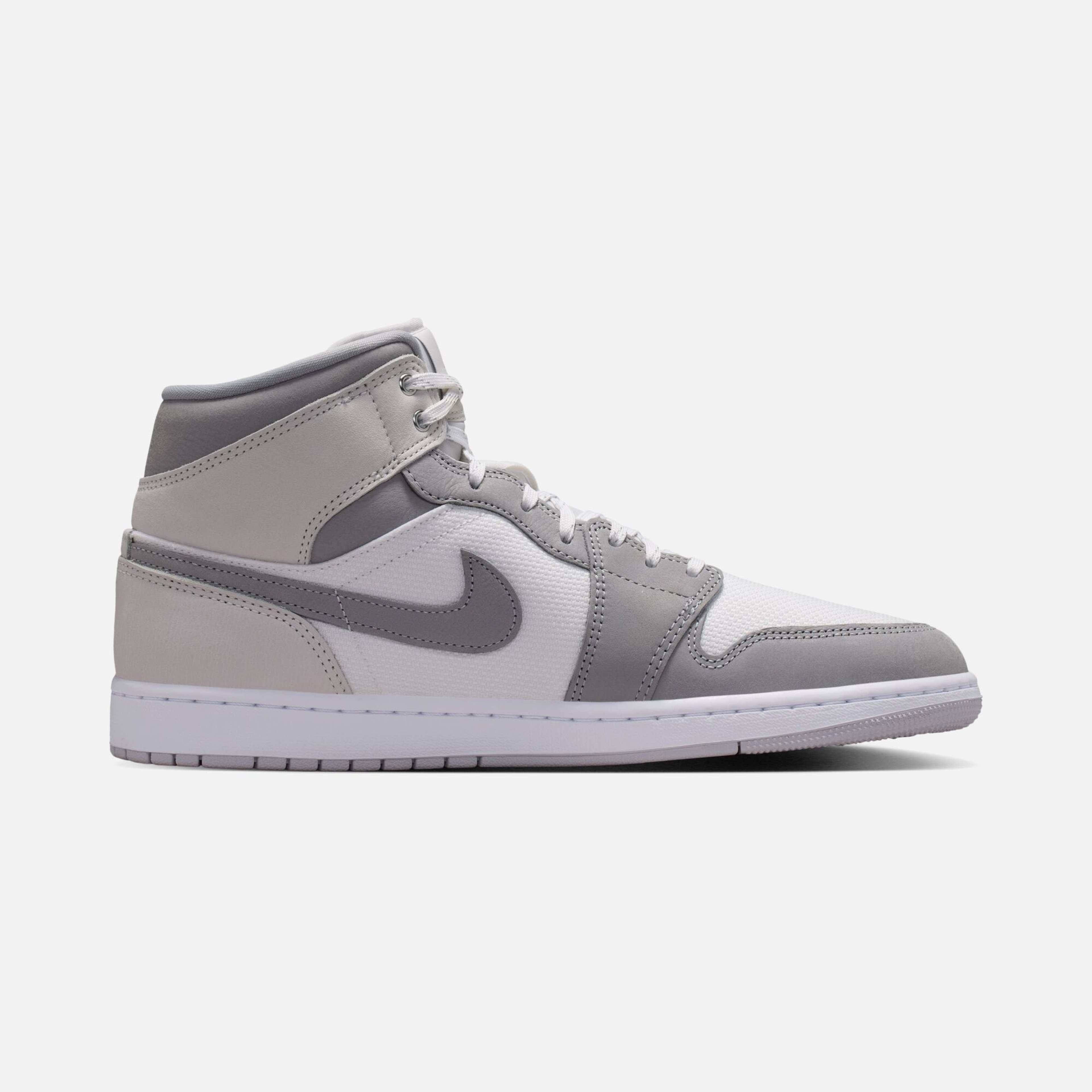 Nike Air Jordan 1 Mid SE "Summit White" Erkek Spor Ayakkabı