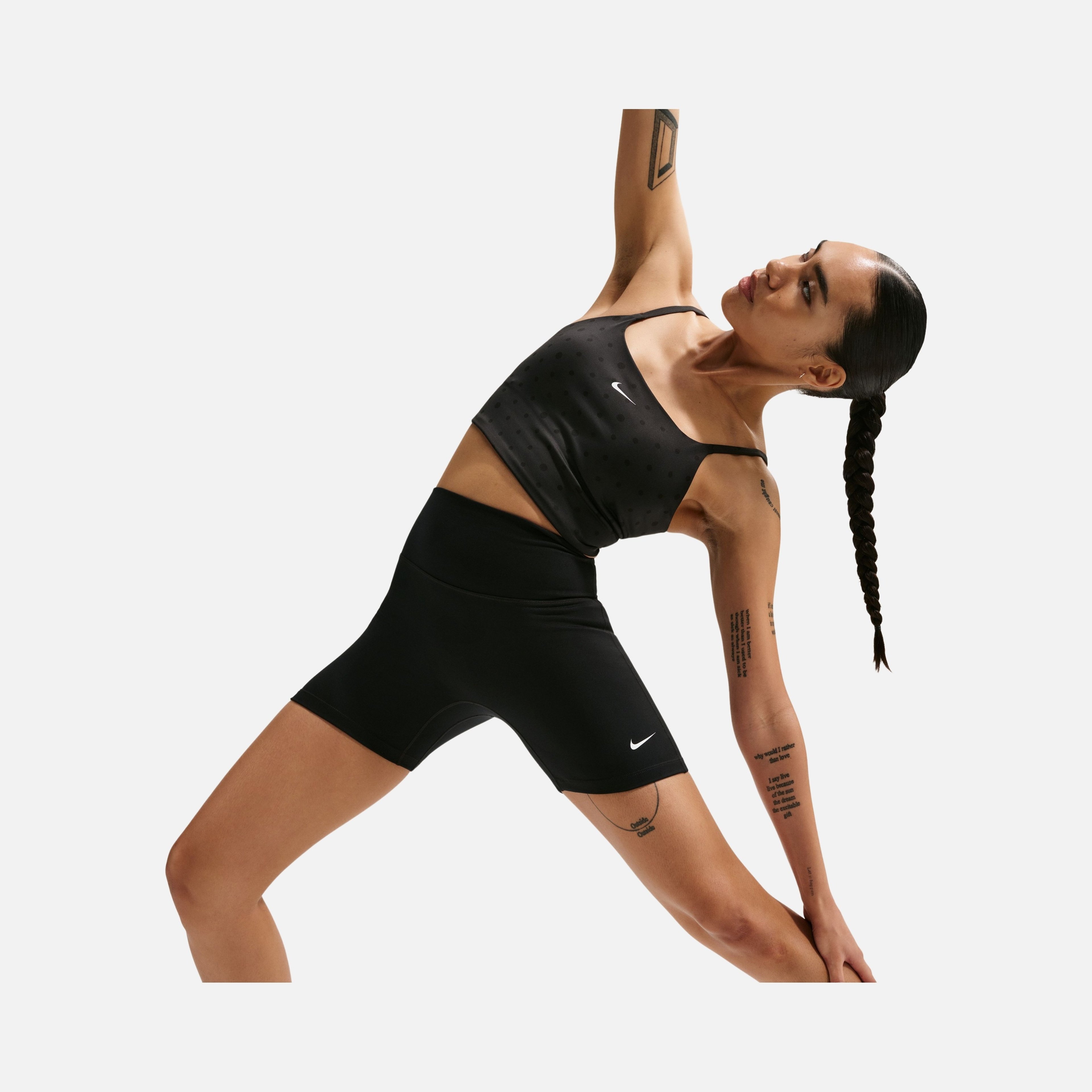 Nike Dri-Fit One Hr 5 In Short Useam Kadın Tayt