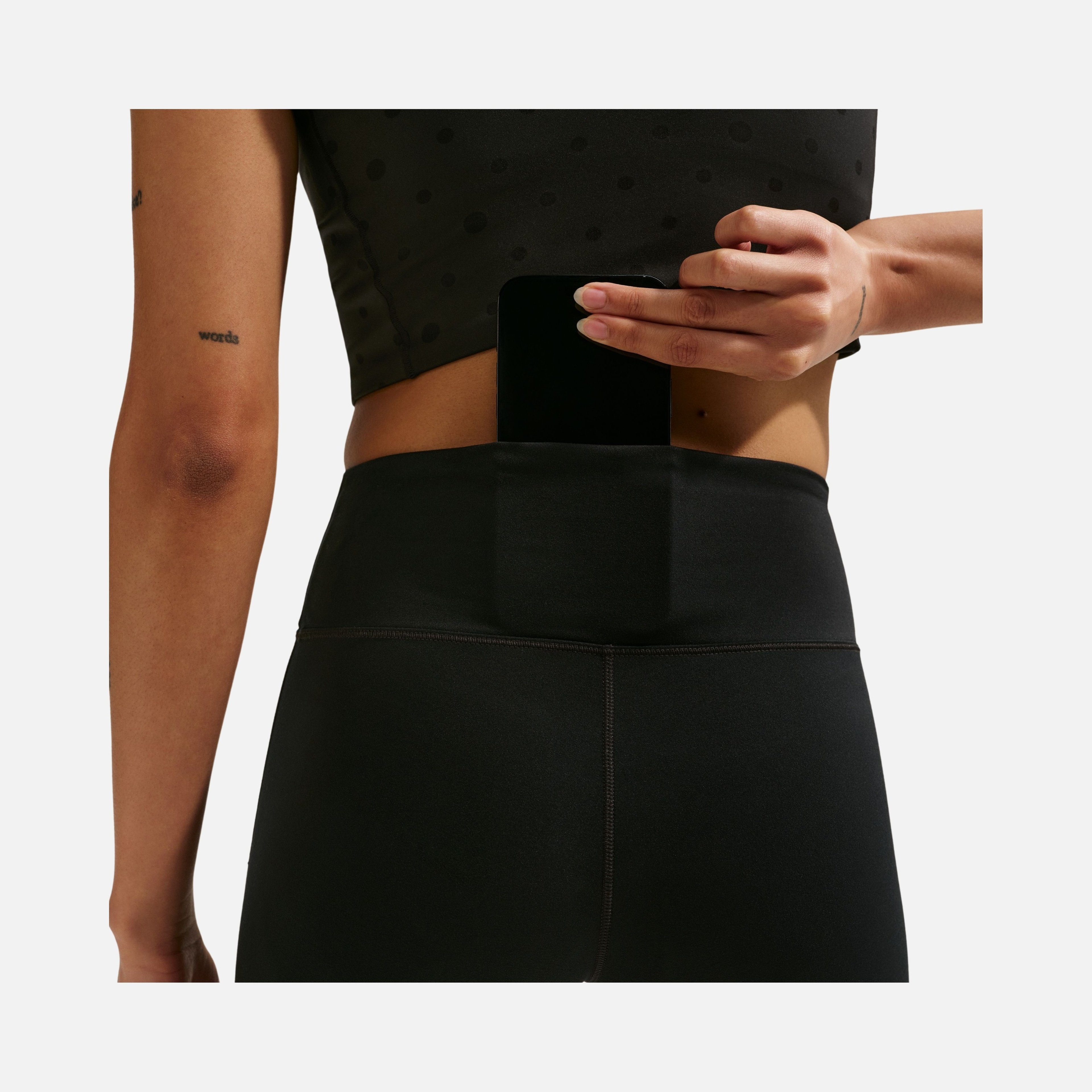 Nike Dri-Fit One Hr 5 In Short Useam Kadın Tayt