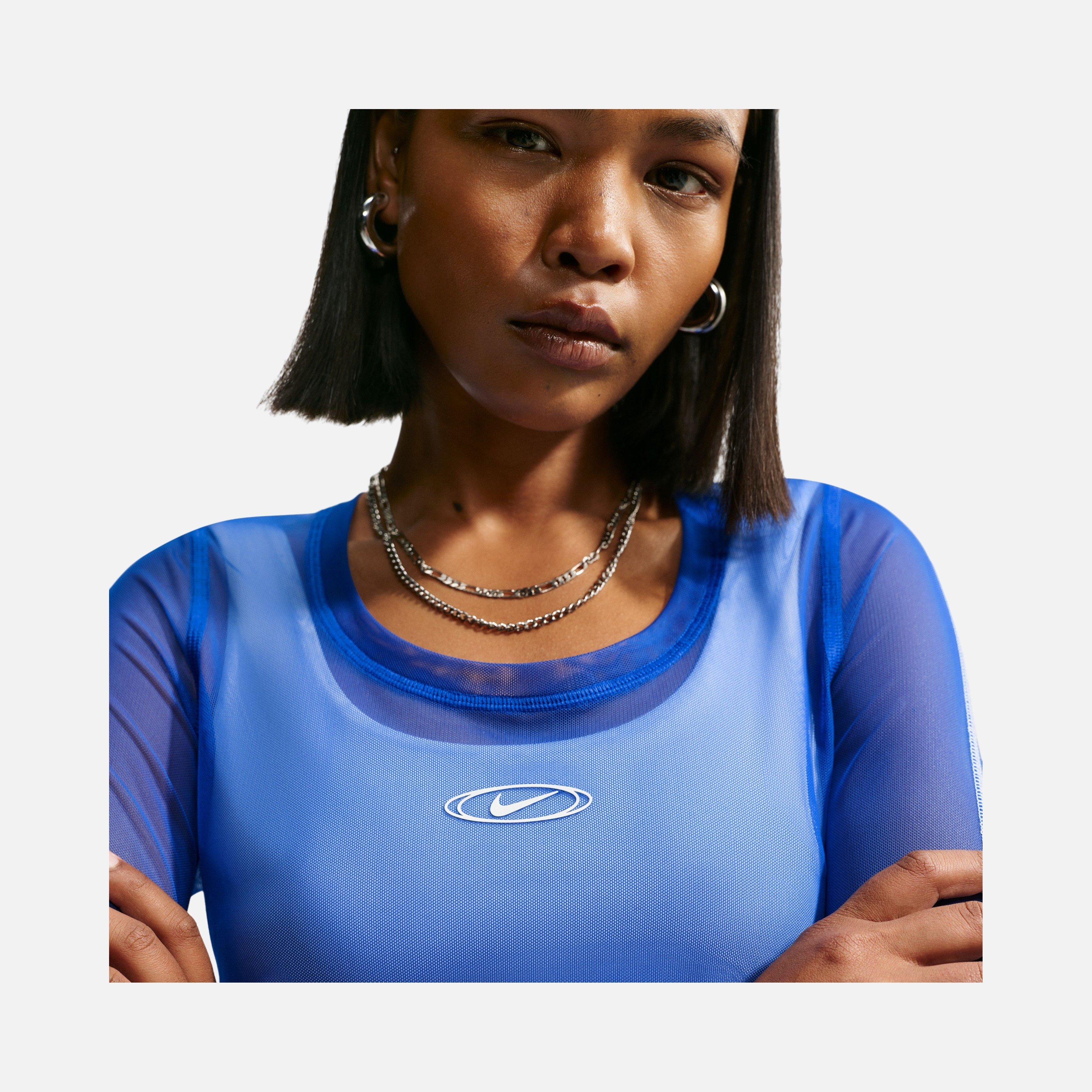 Nike Street Sheer Long-Sleeve Kadın Tişört