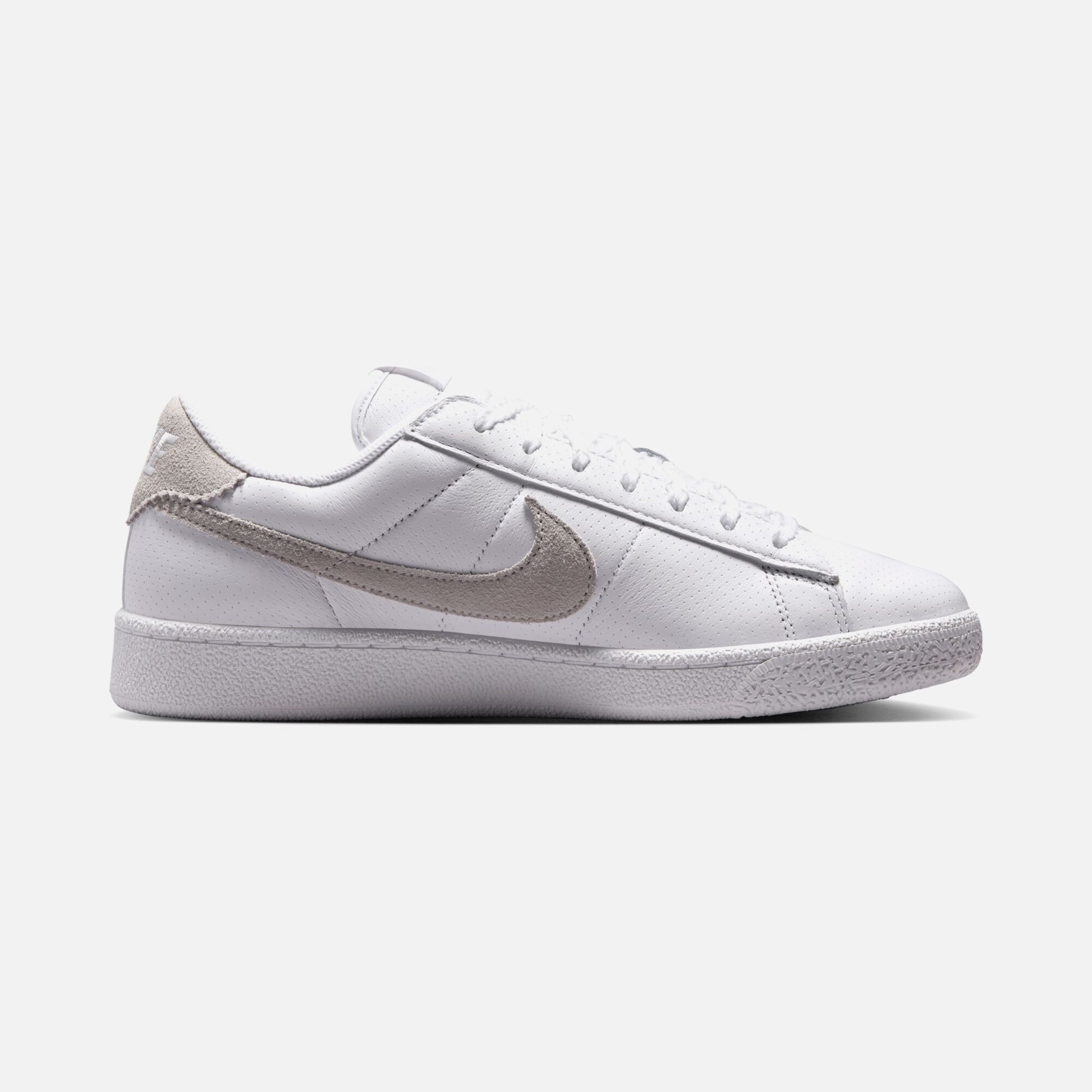 Женские кроссовки Nike Tennis Classic Cs для тенниса