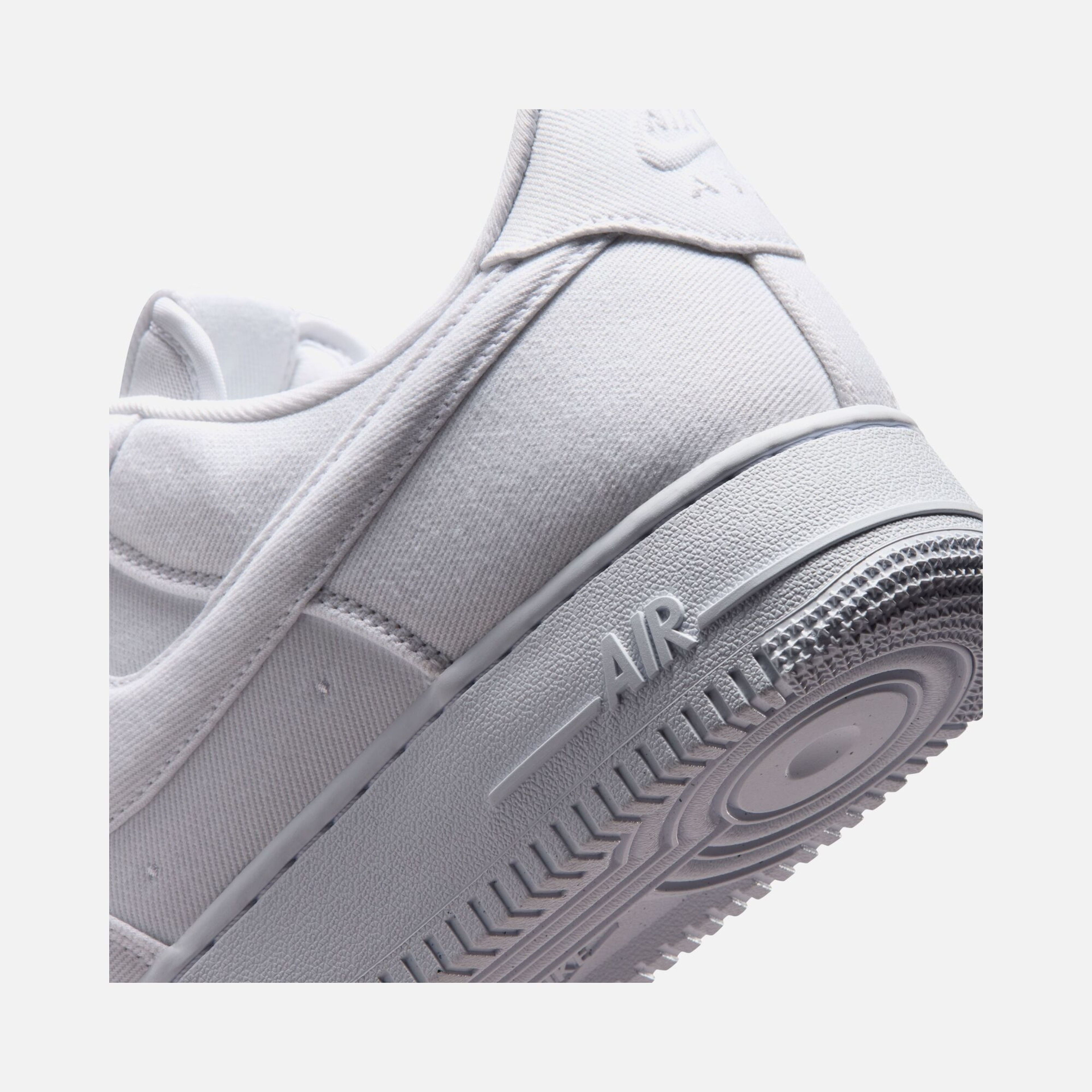 Nike Air Force 1 '07 Lv8 Ess+  Erkek Spor Ayakkabı