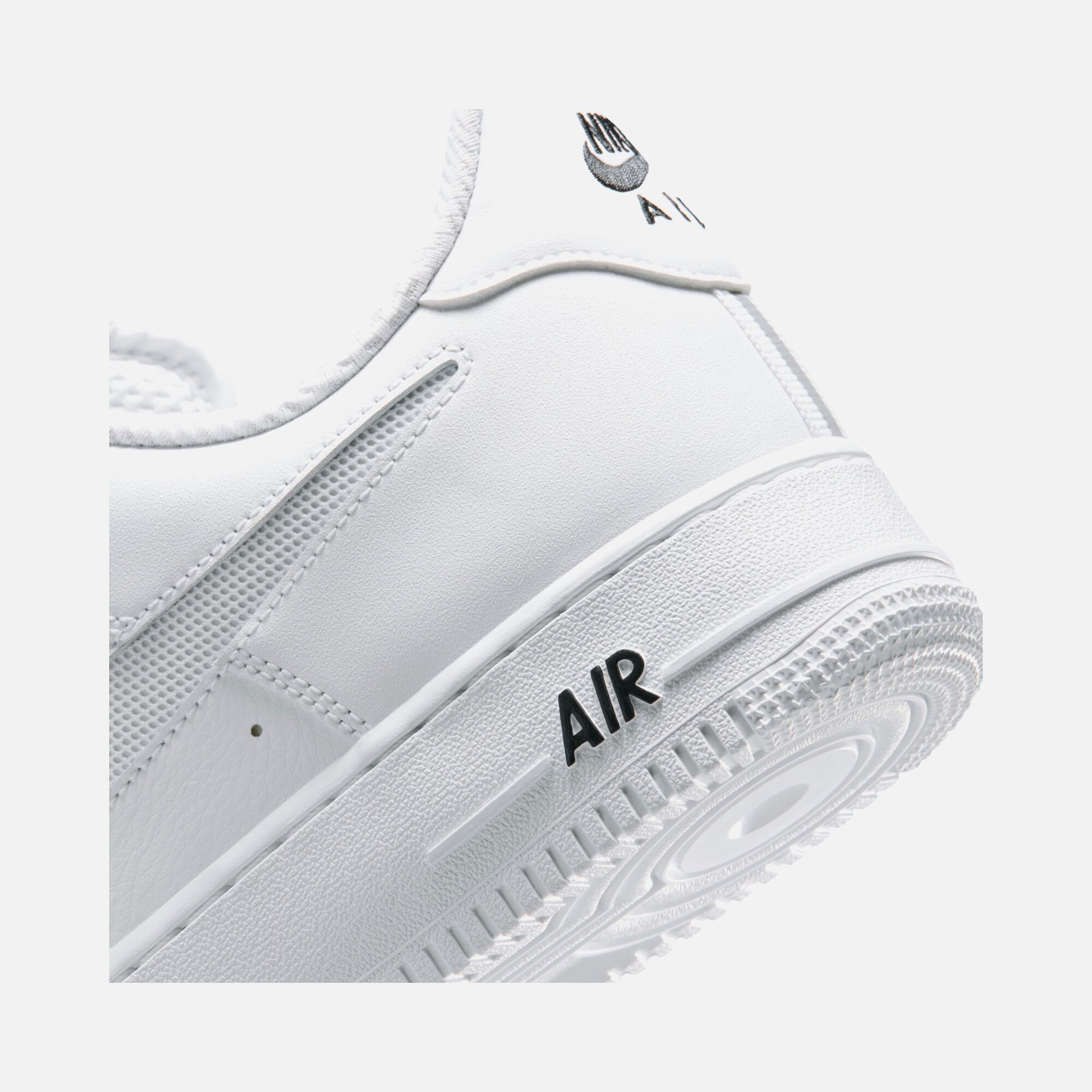 Nike Air Force 1 '07 LV8 FA26 Erkek Spor Ayakkabı