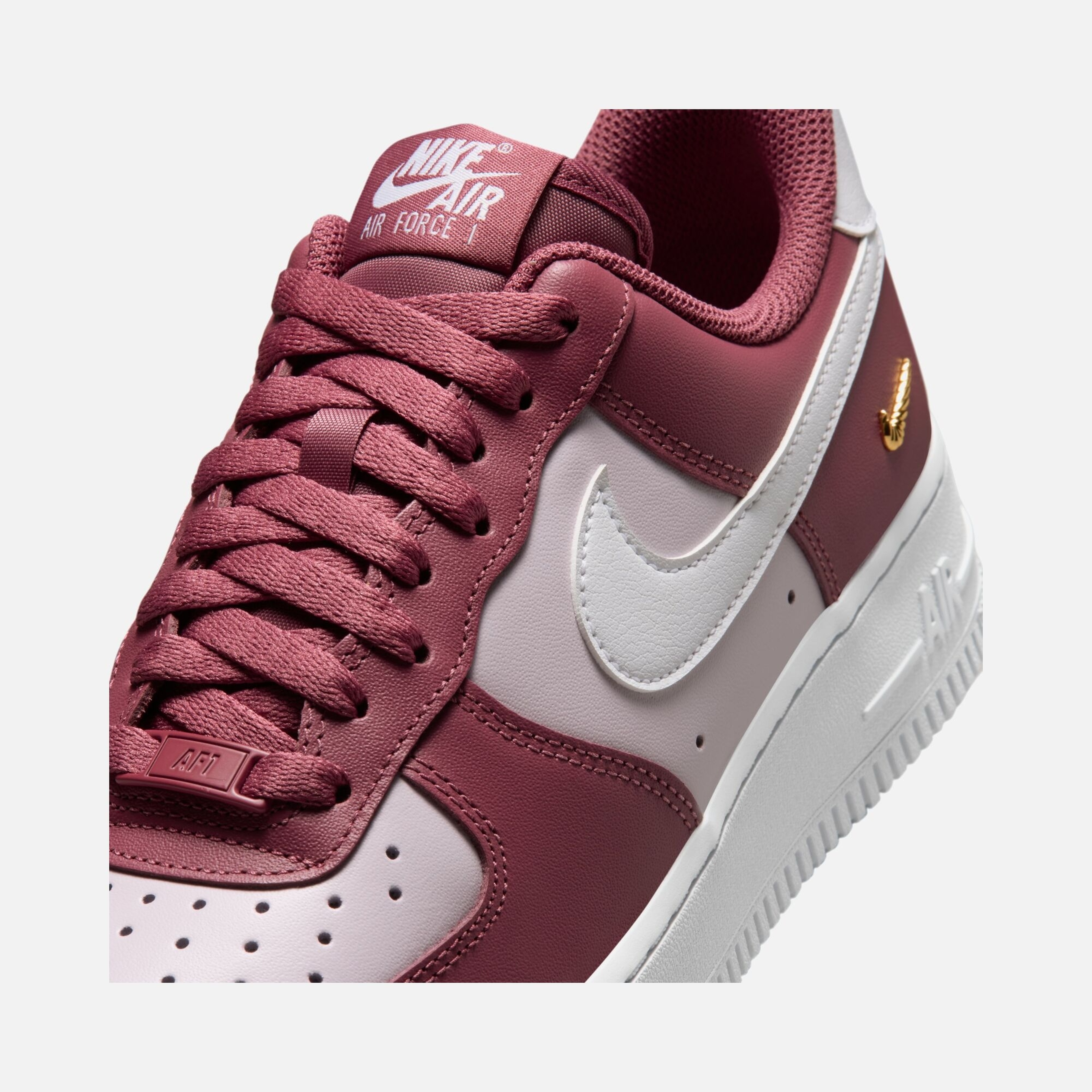 Nike Air Force 1 '07 W Kadın Spor Ayakkabı