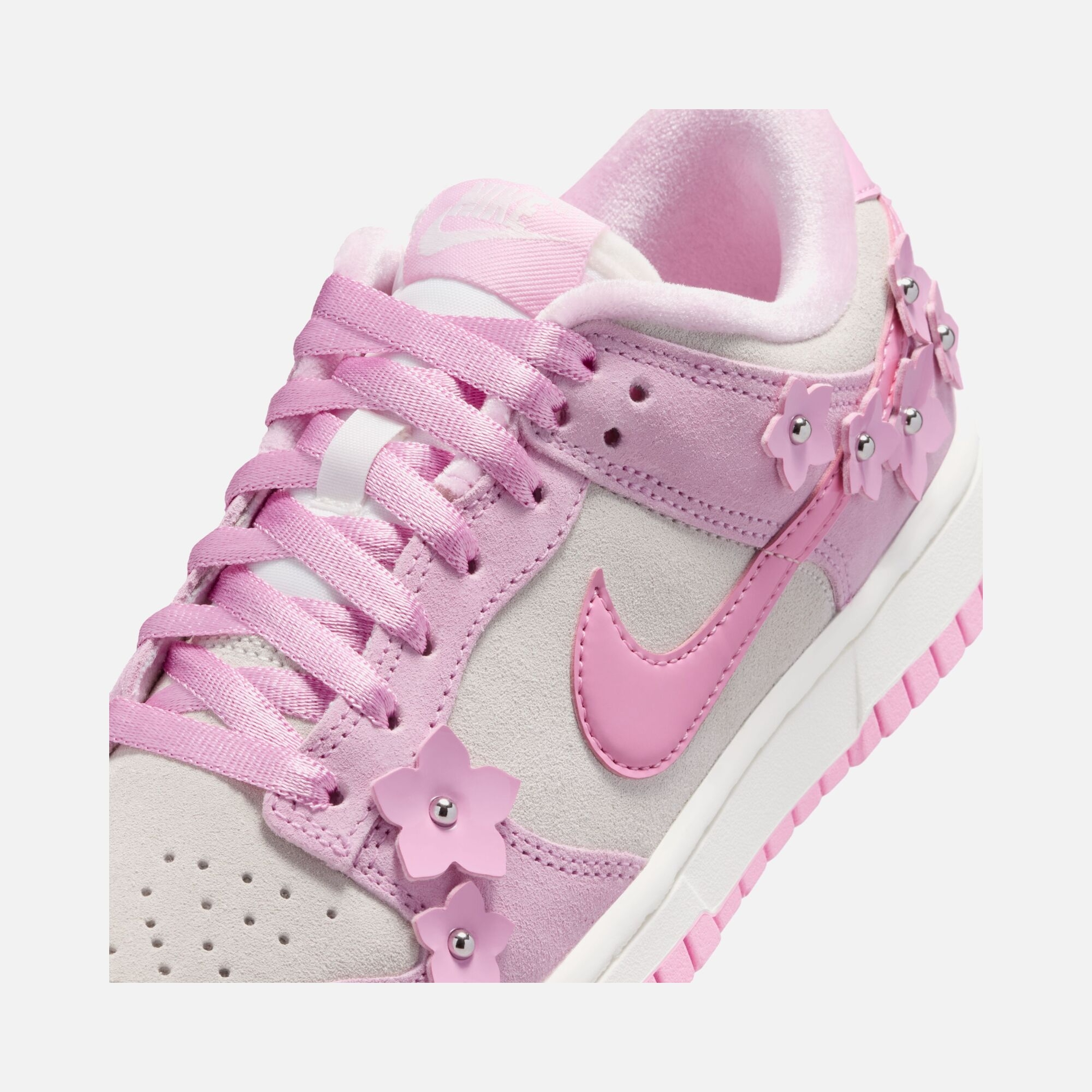 Nike Dunk Low SE "Florette" Kadın Spor Ayakkabı
