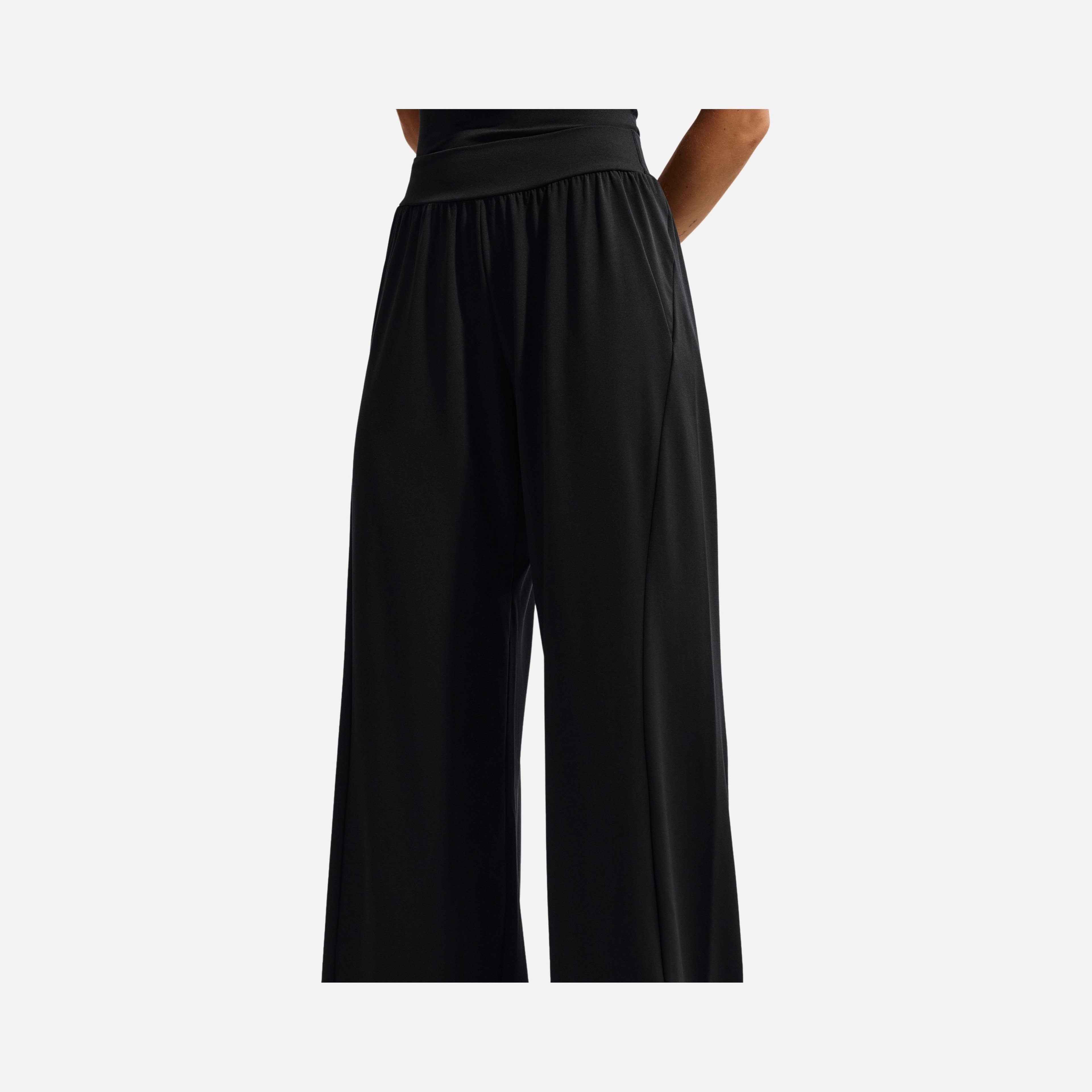Nike Dri-FIT Zenvy Wide Leg Kadın Pantolon