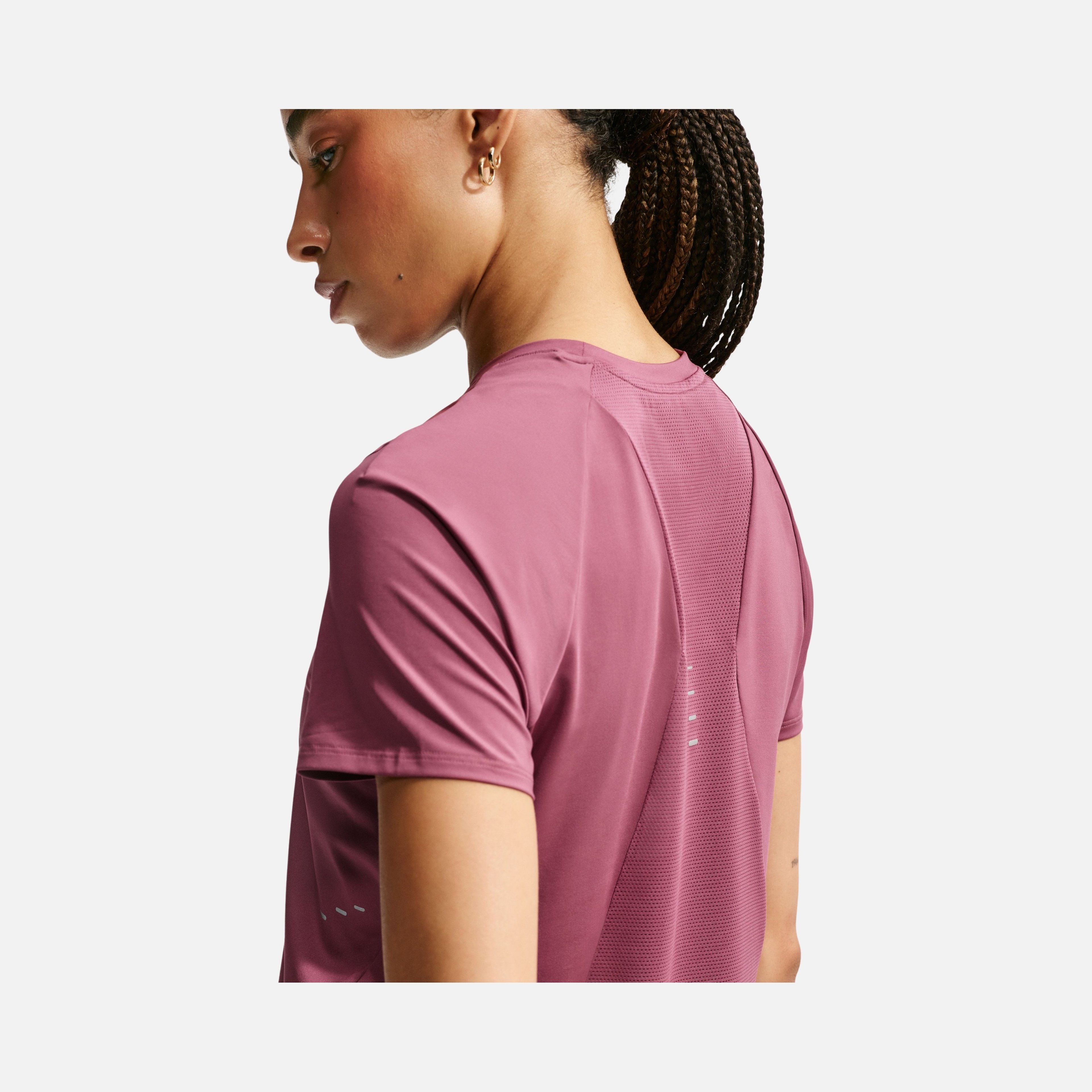 Nike Swift Dri-FIT Running Kadın Tişört