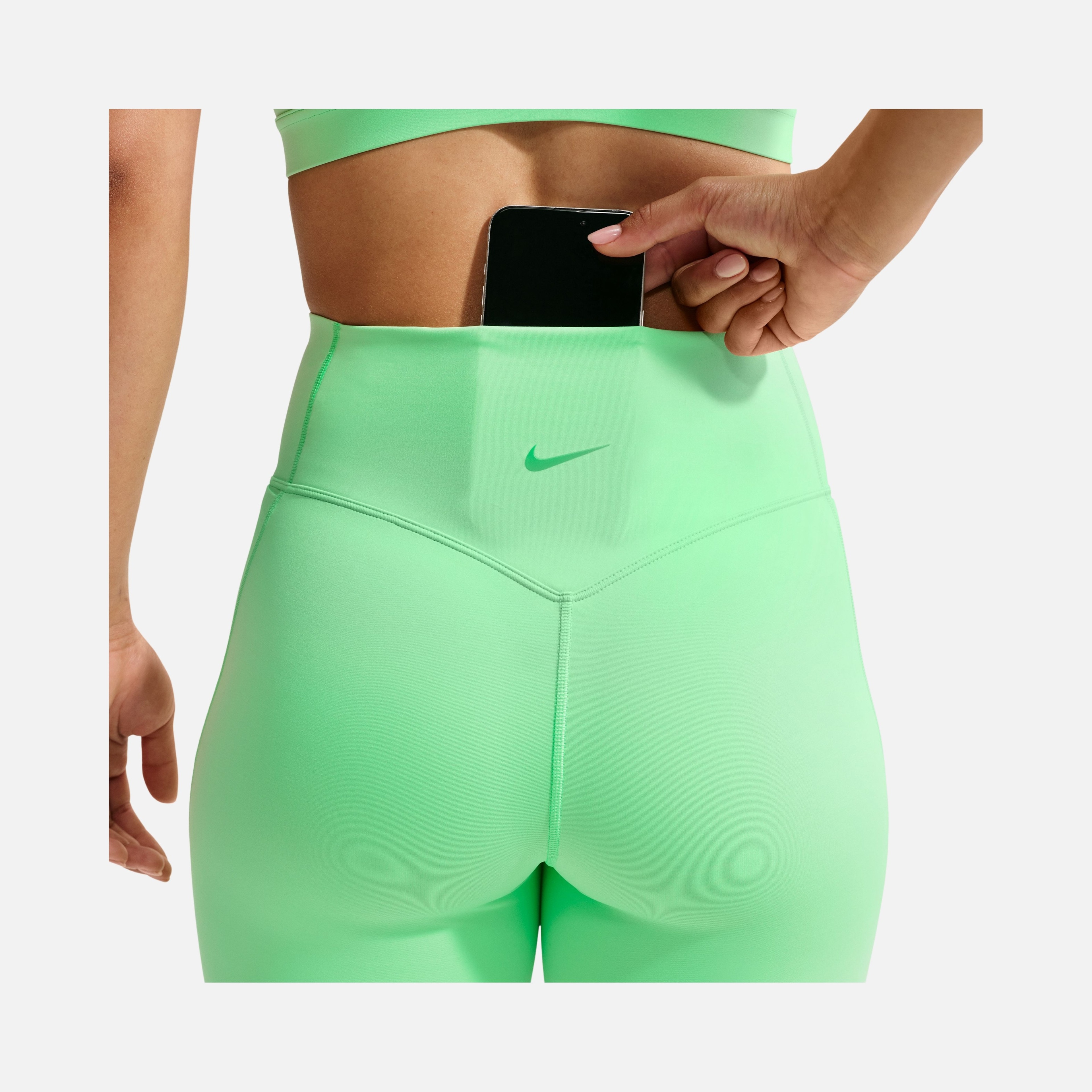 Nike Dri-Fit Universa Kadın Bra