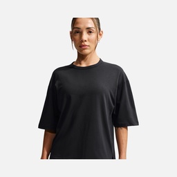 Nike 24.7 ImpossiblySoft Light Dri-FIT Kadın Tişört