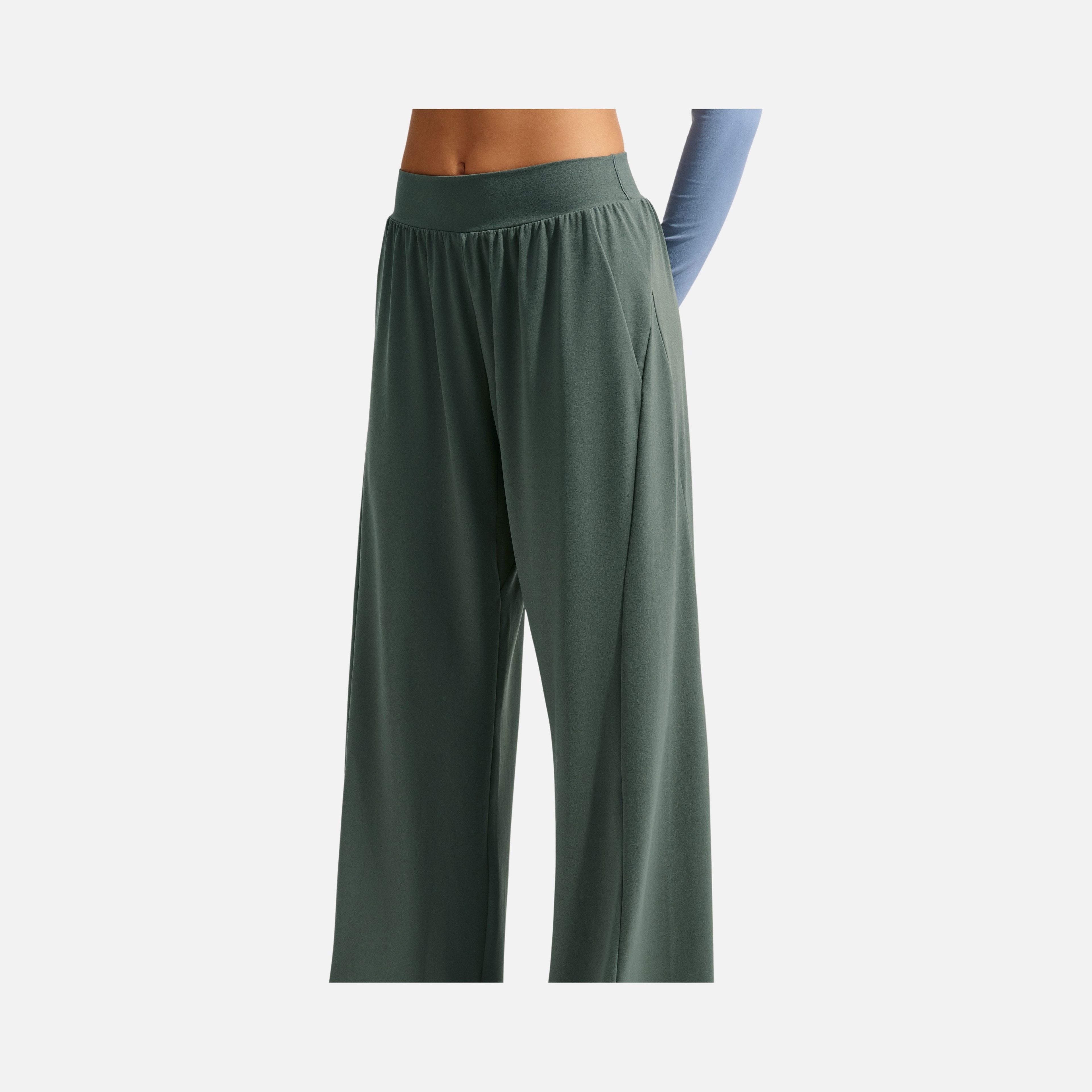 Nike Dri-FIT Zenvy Wide Leg Kadın Pantolon
