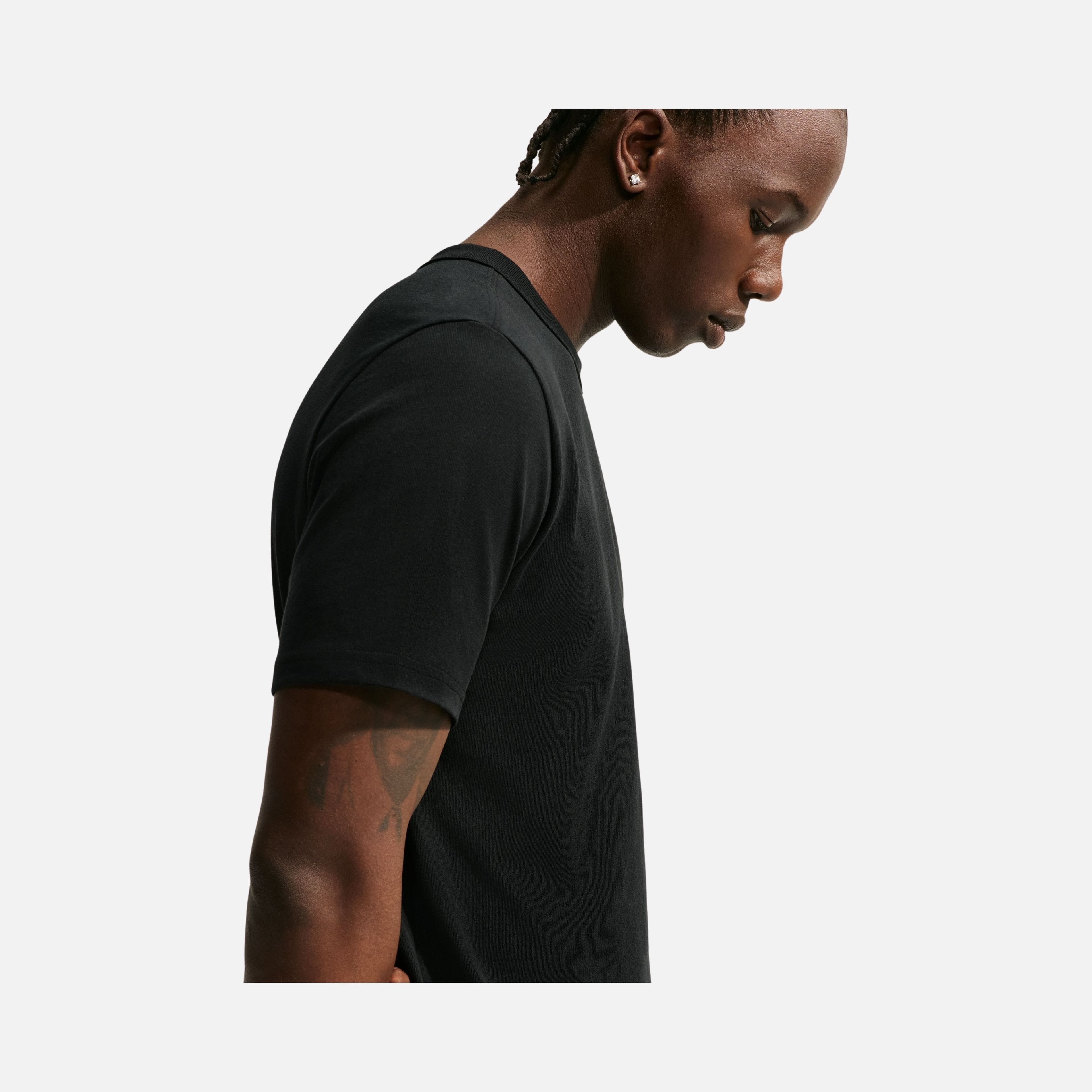 Nike Tailored Premium Patch Erkek Tişört