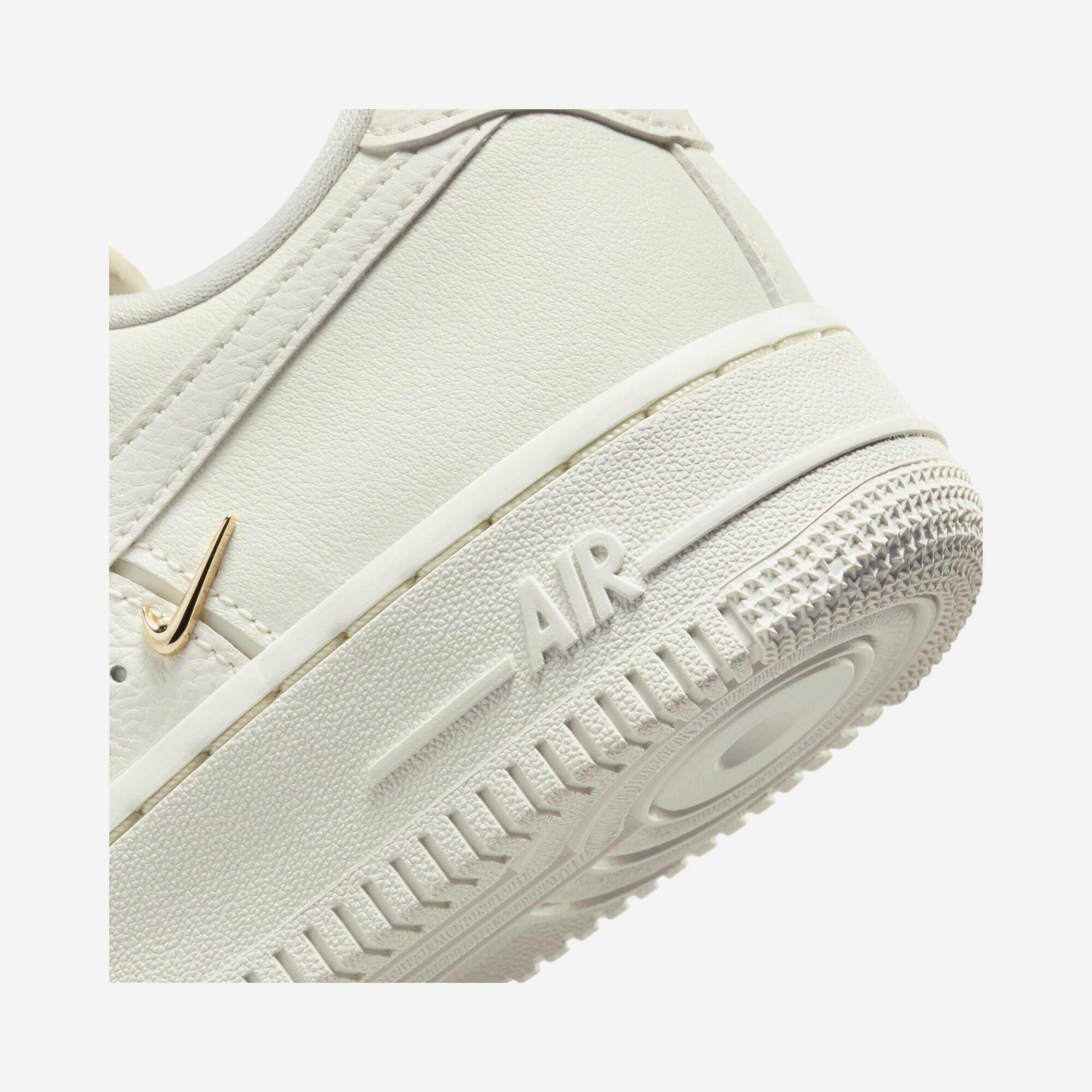 Nike Air Force 1 '07 LX ''Gold Swooshes'' Kadın Spor Ayakkabı