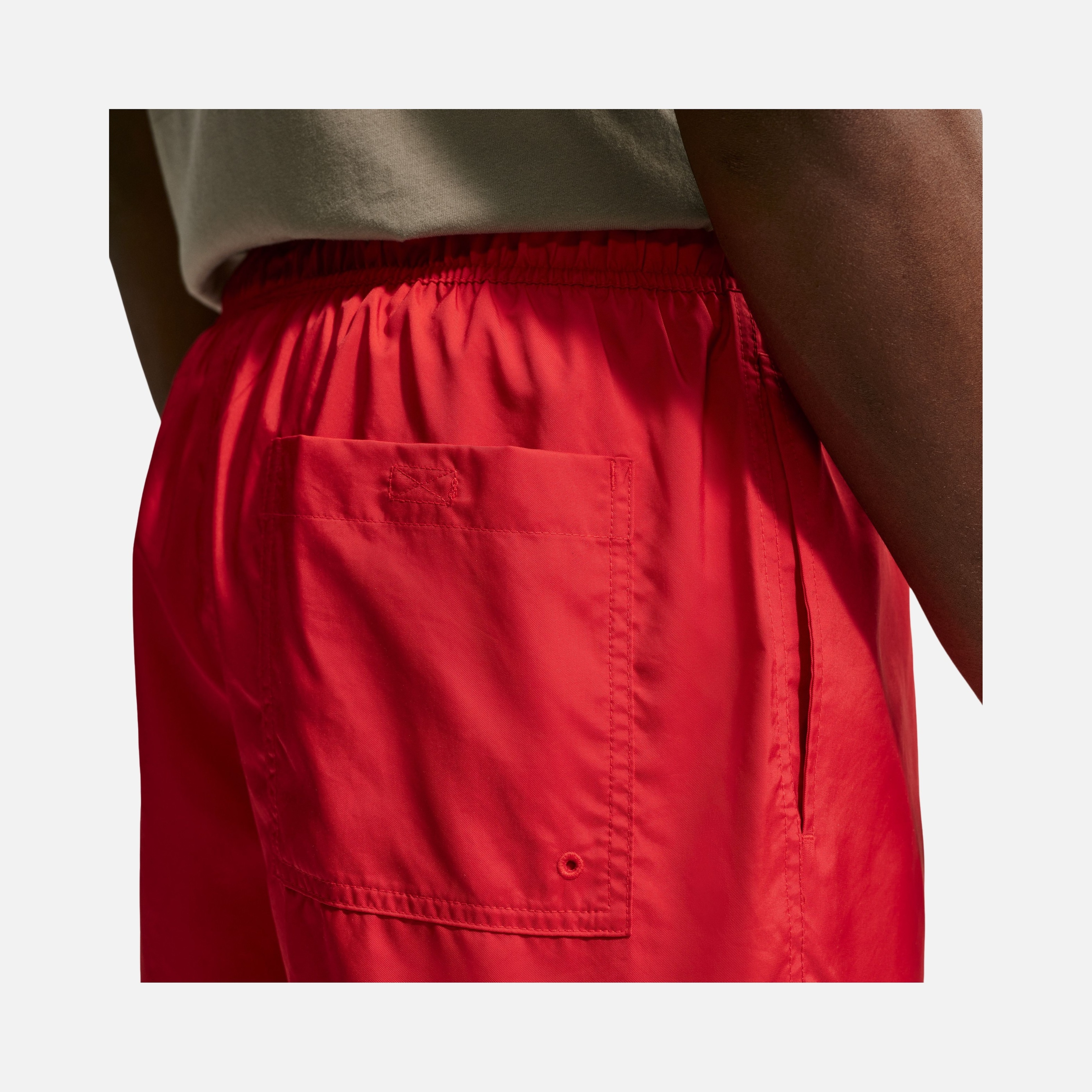 Nike Sportswear Club+ Flow Versatile Weave Loose Erkek Şort