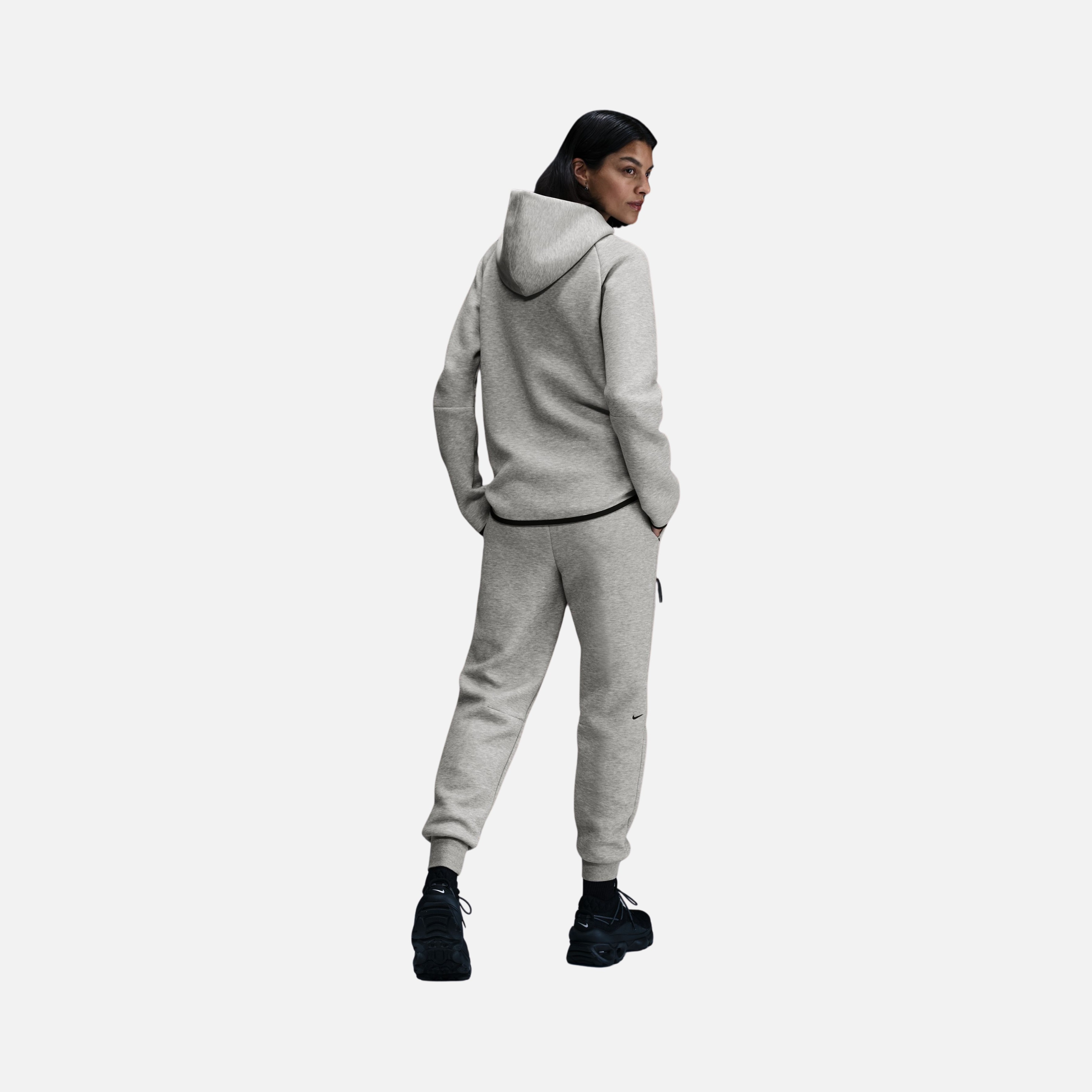 Nike Sportswear Tech Fleece Mid-Rise SS25 Kadın Pantolon