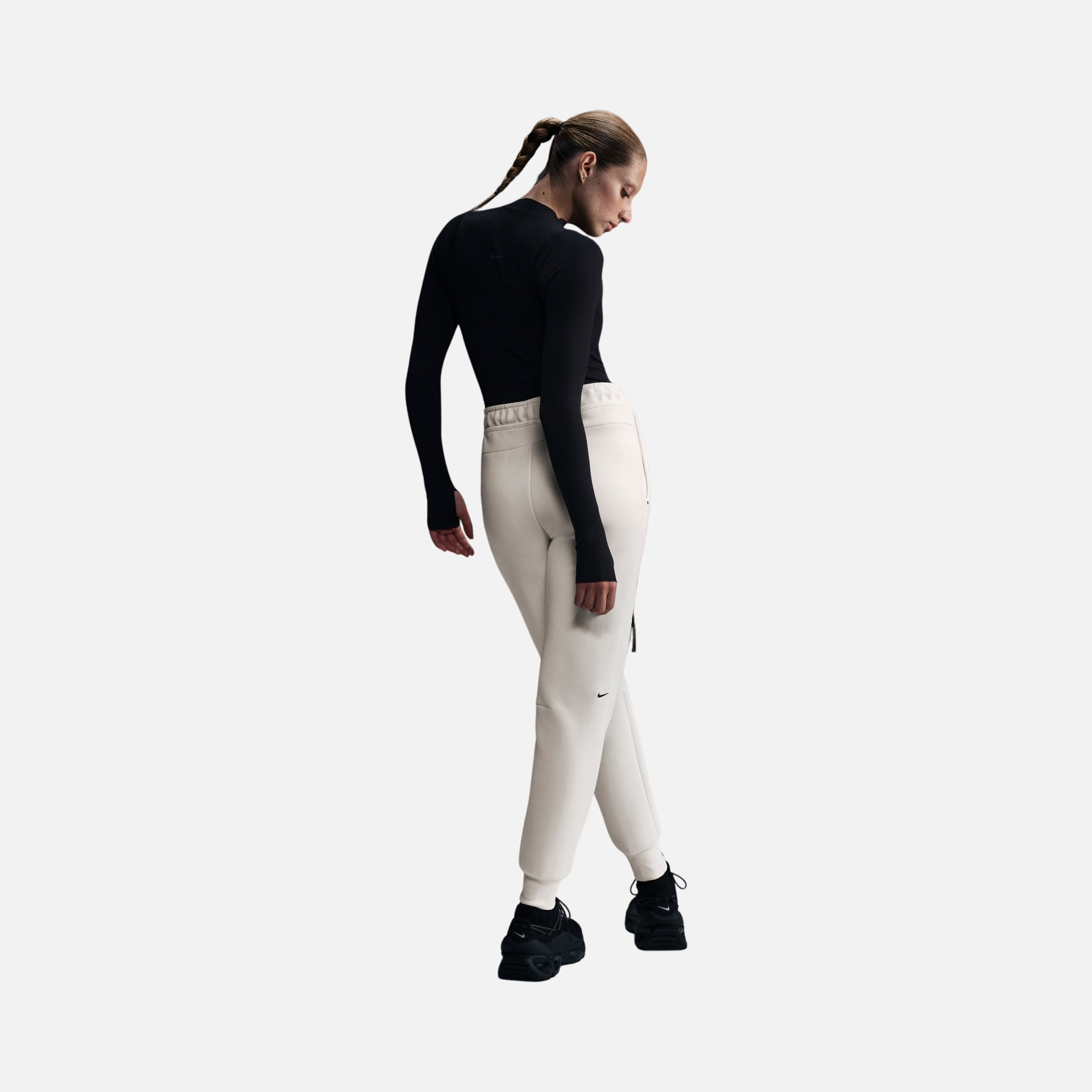 Nike Sportswear Tech Fleece Mid-Rise SS25 Kadın Pantolon