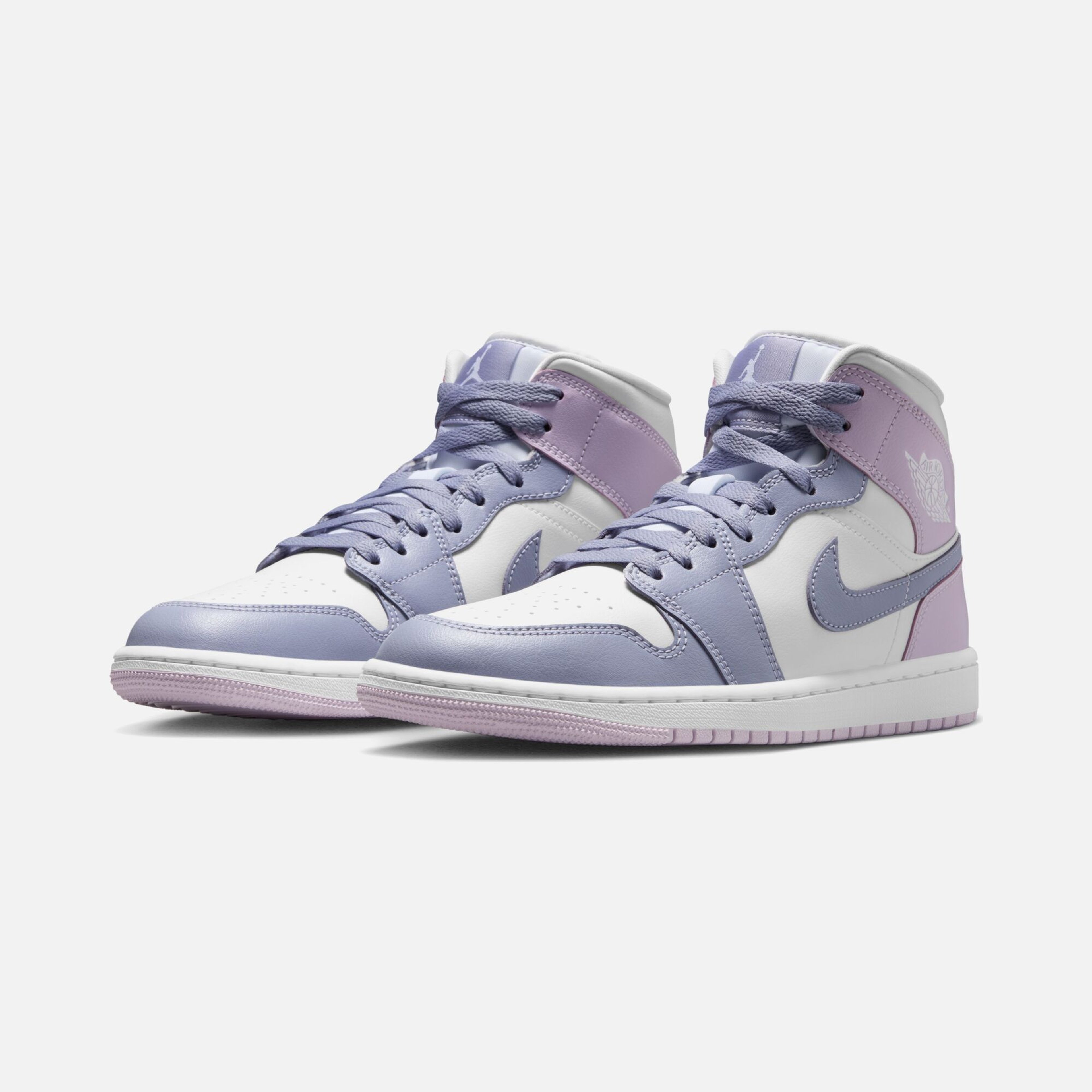 Nike Air Jordan 1 Mid Kadın Spor Ayakkabı