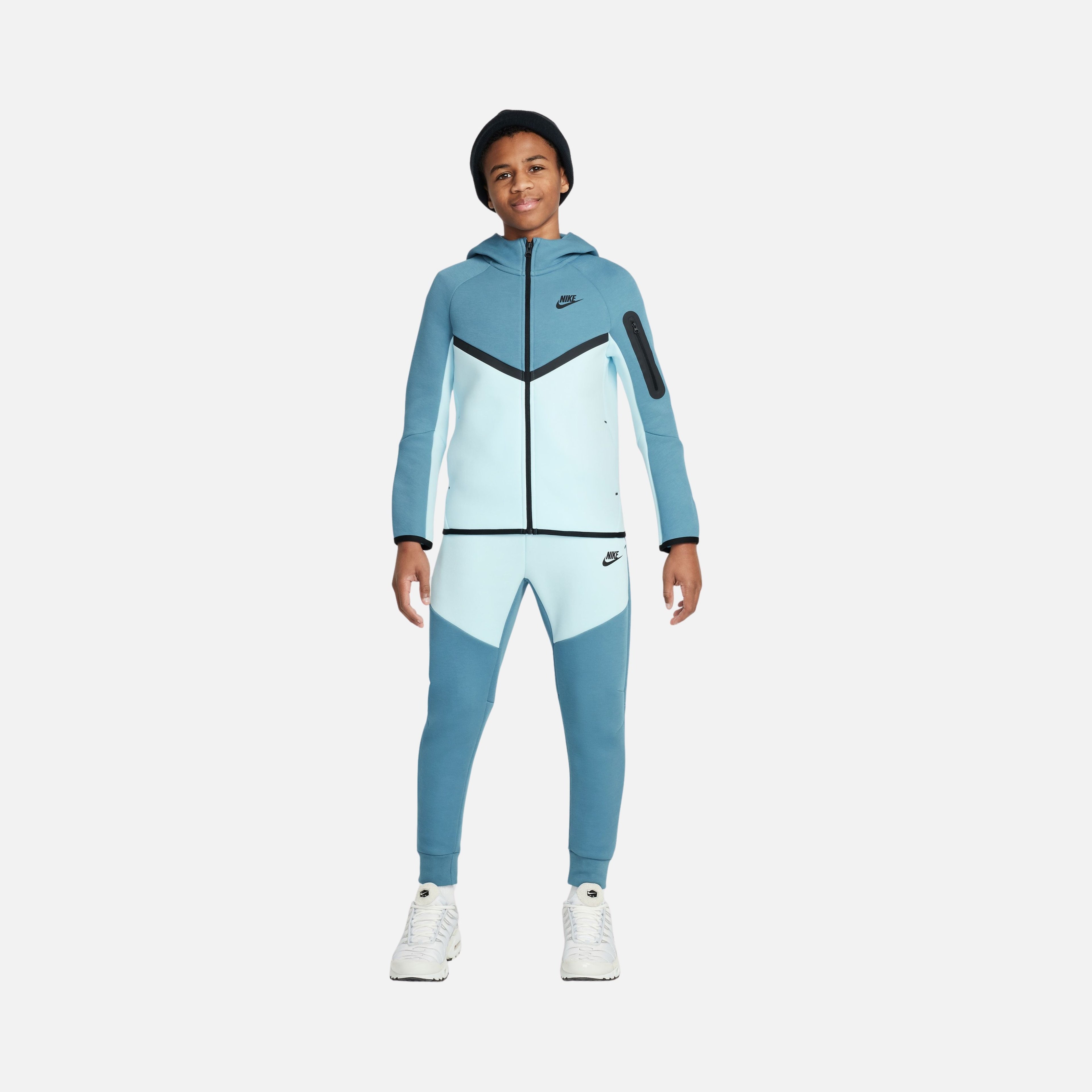 Nike Sportswear Smooth Tech Fleece Full-Zip Hooded Çocuk Ceket