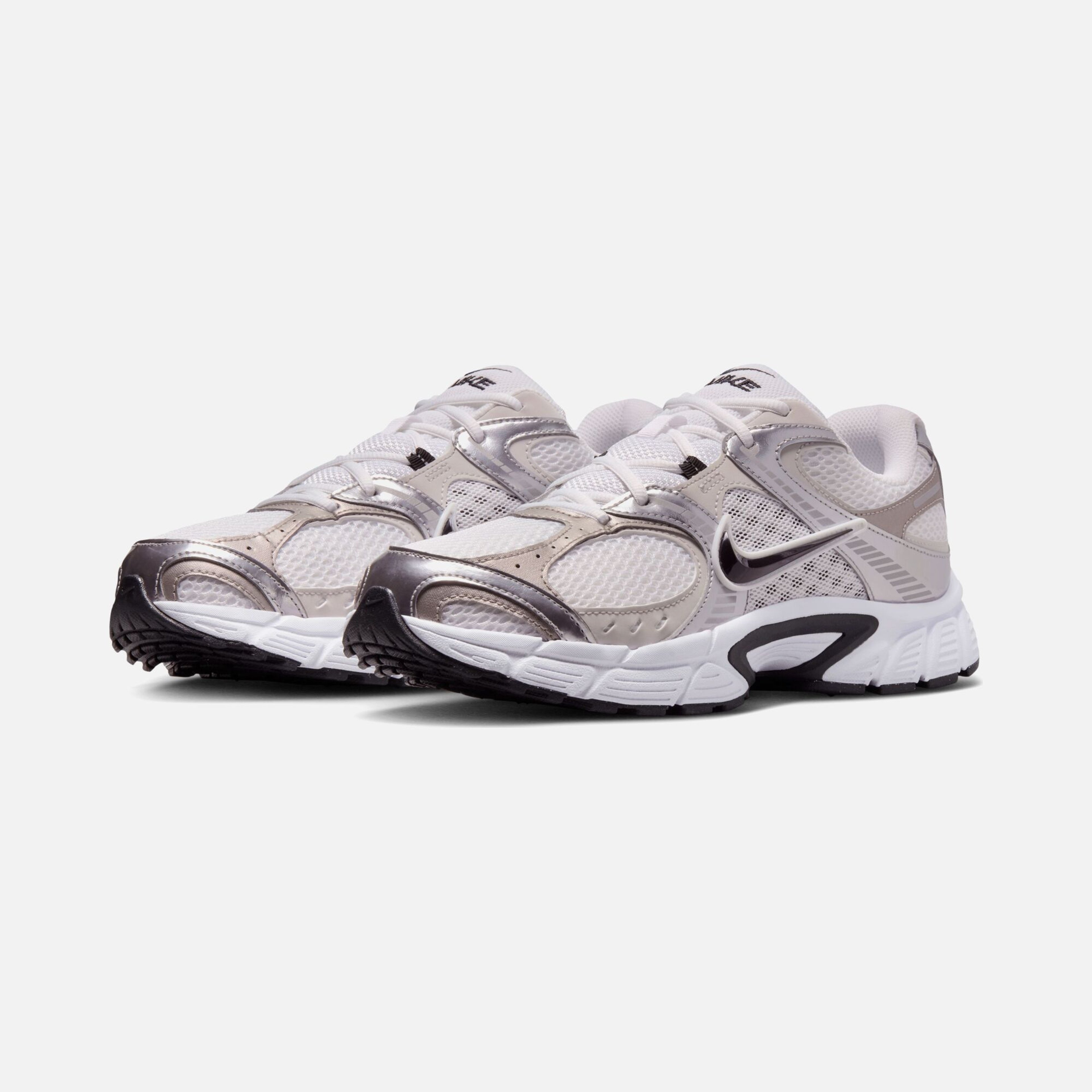 Nike V5 RNR Erkek Spor Ayakkabı