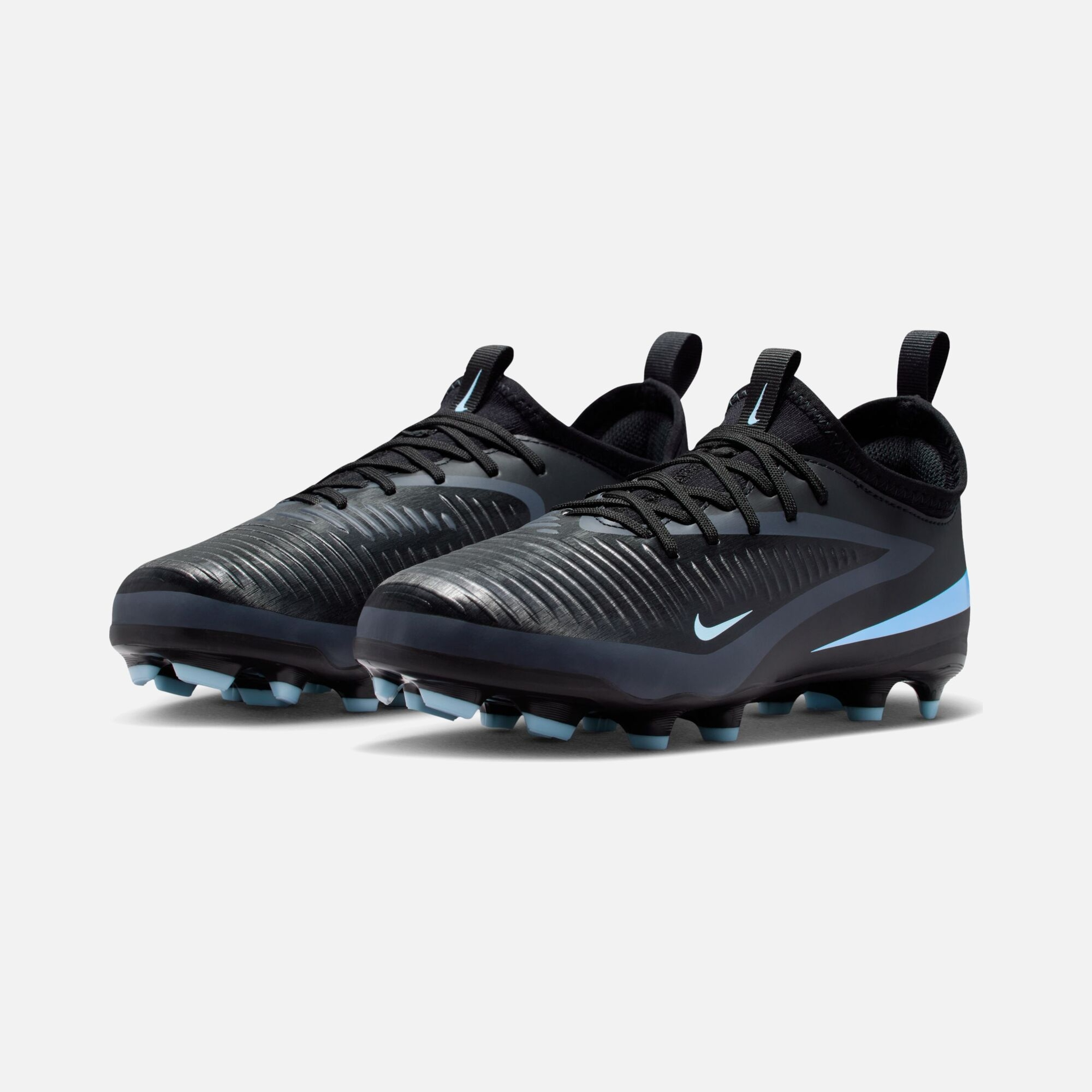 Nike Jr Phantom 6 Low Academy Fg/Mg Çocuk Krampon