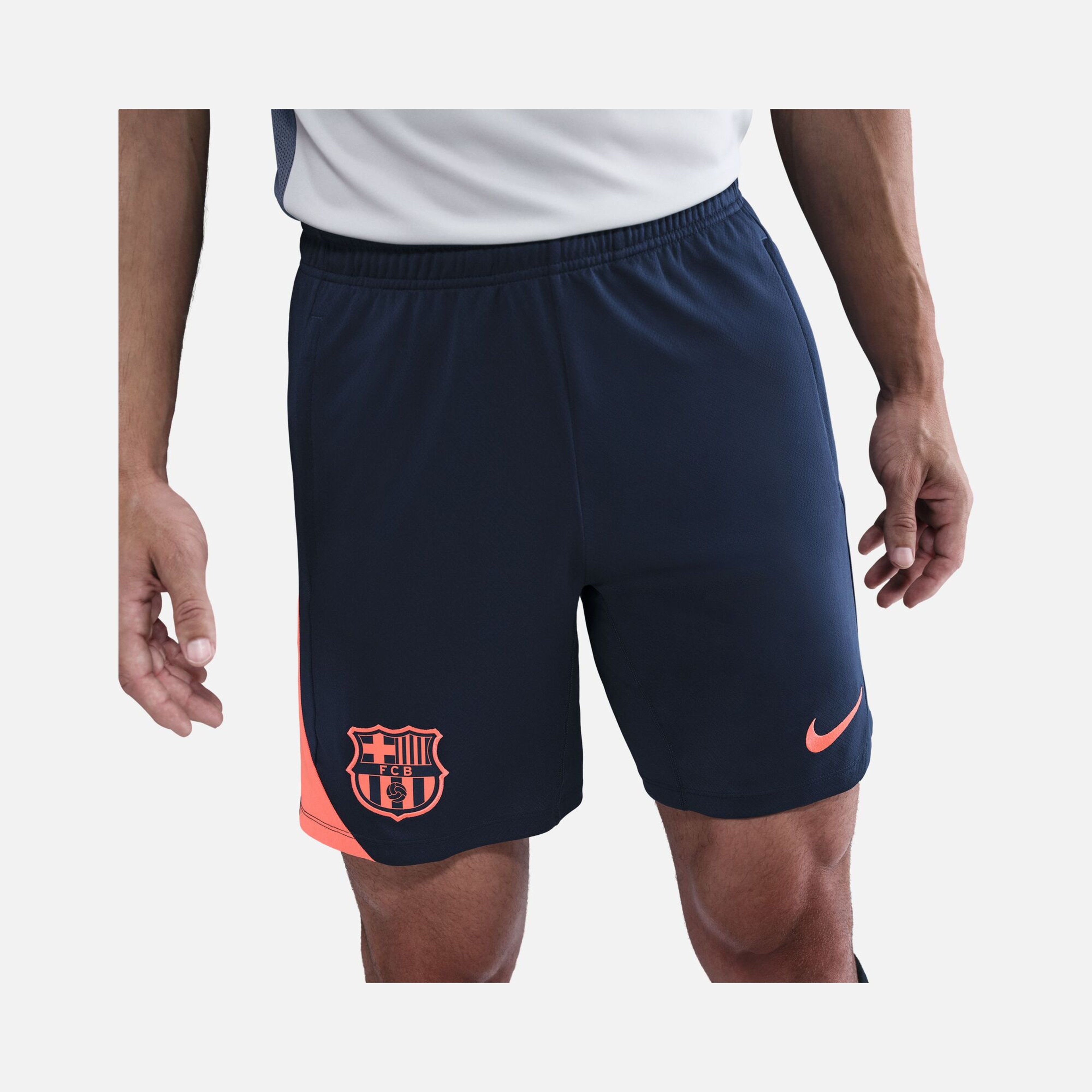 Nike Fc Barcelona Dri-fit Strike 3 Erkek Şort