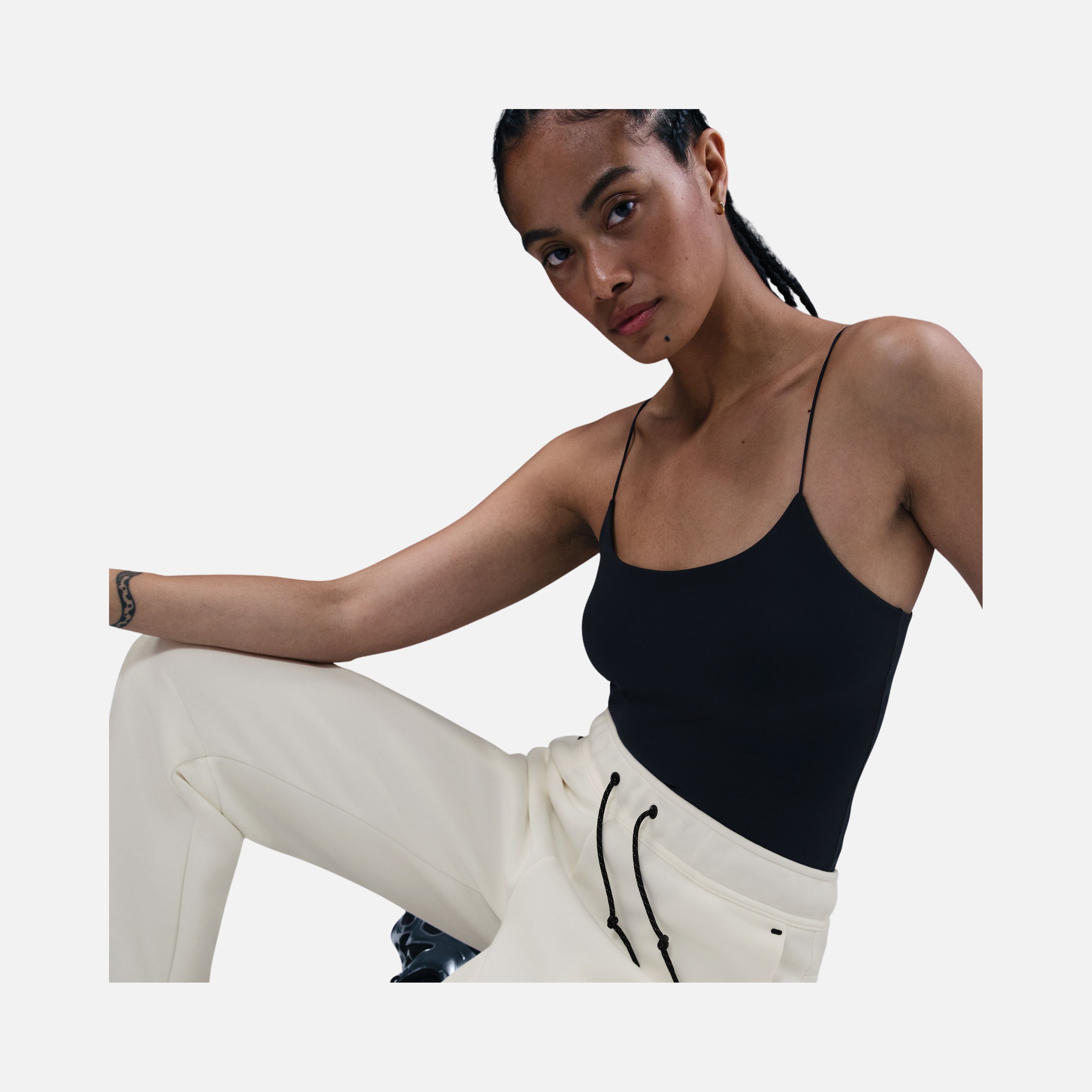 Nike Sportswear Tech Fleece Mid-Rise SS25 Kadın Pantolon