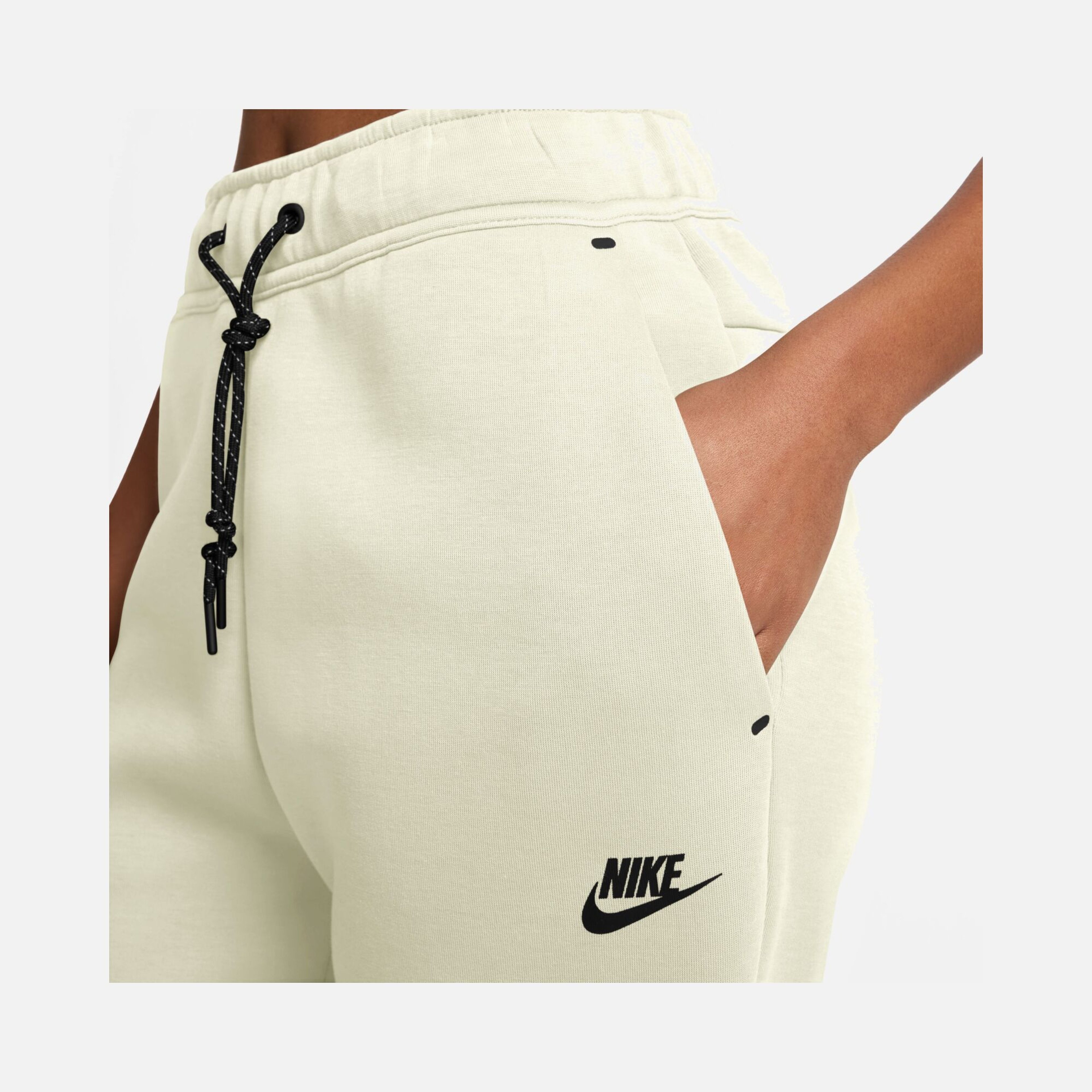 Nike Sportswear Tech Fleece Mid-Rise SS25 Kadın Pantolon