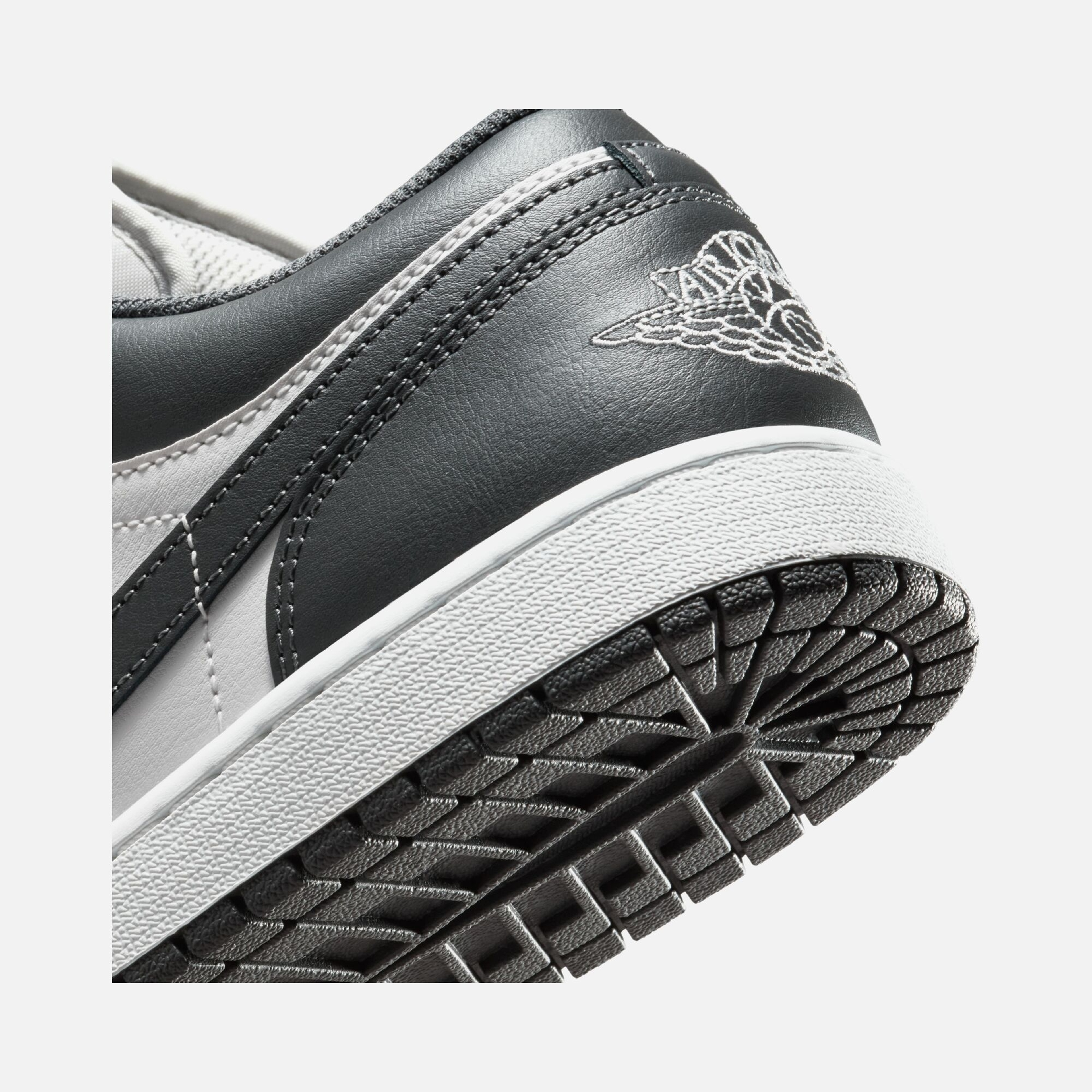 Nike Air Jordan 1 Low CO Erkek Spor Ayakkabı