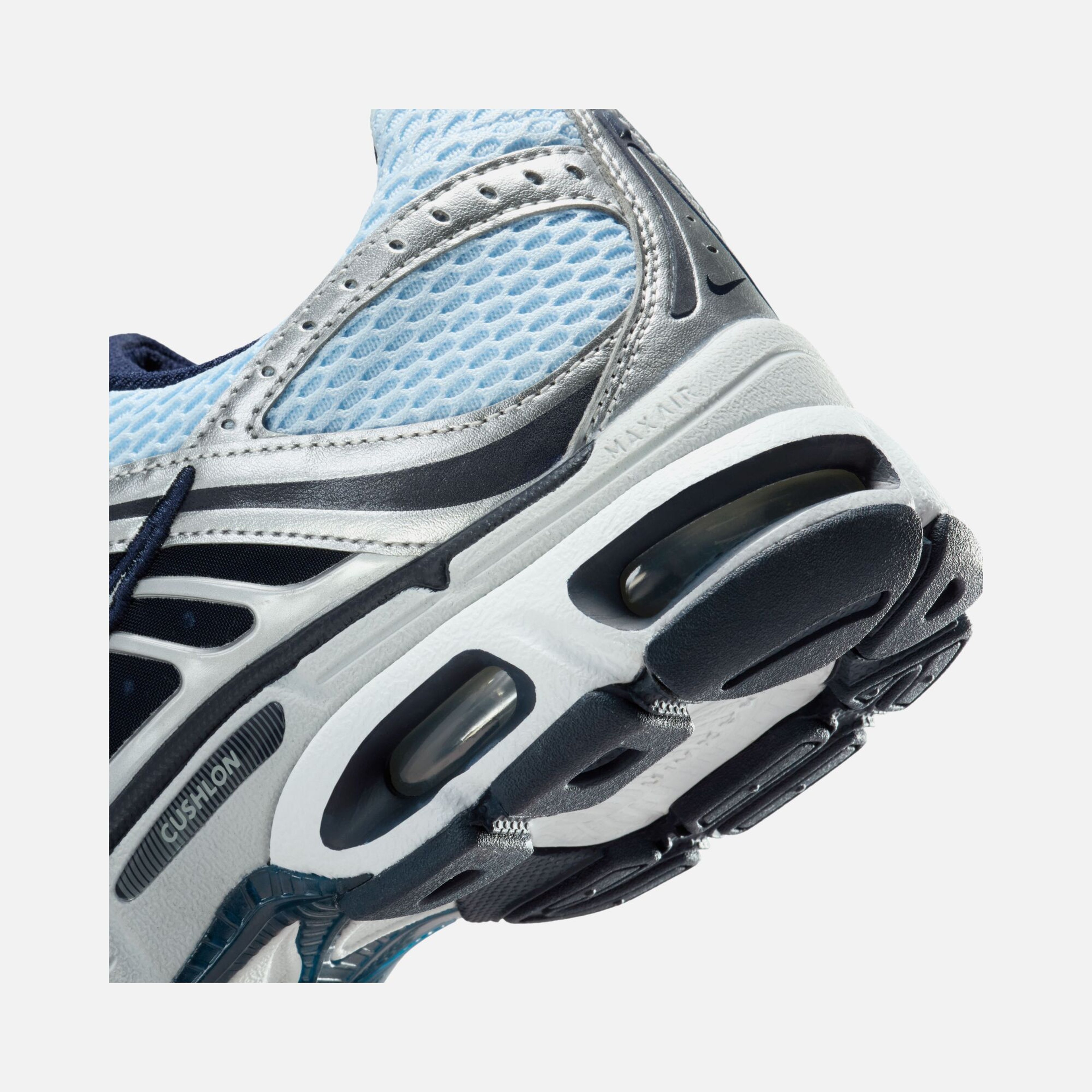 Nike Air Max Moto 2 Kadın Spor Ayakkabı
