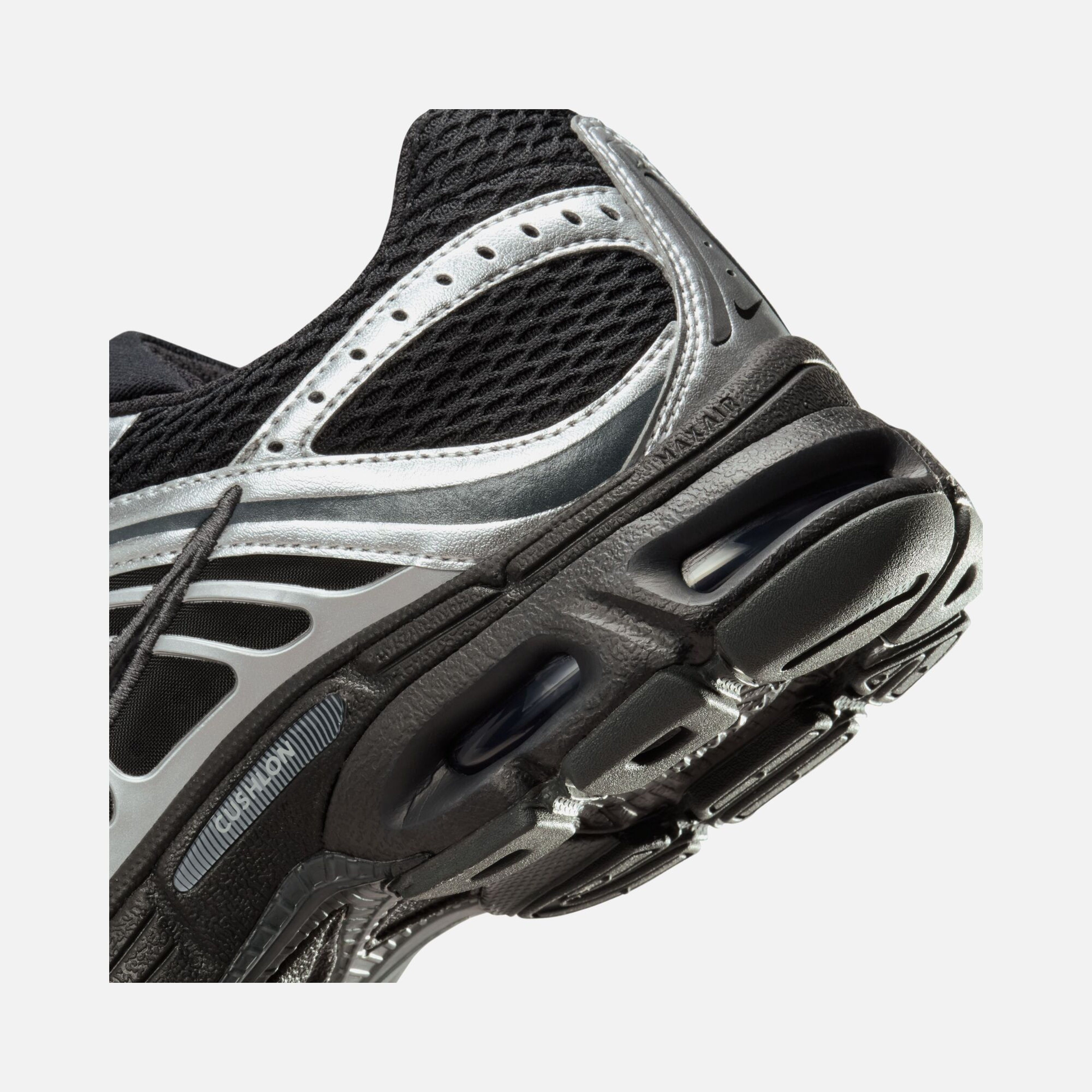 Nike Air Max Moto 2 Kadın Spor Ayakkabı