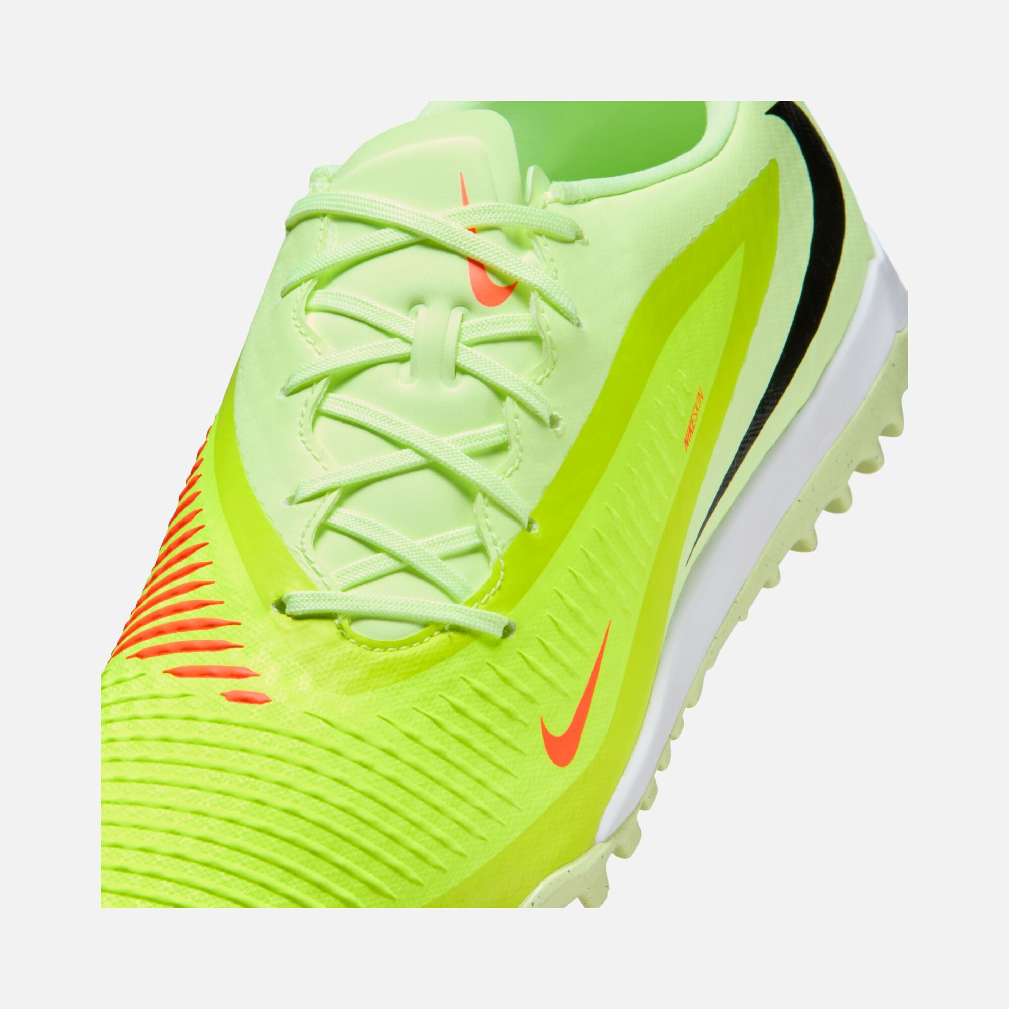 Nike Phantom 6 Low Acad Tf Erkek Halı Saha Ayakkabısı