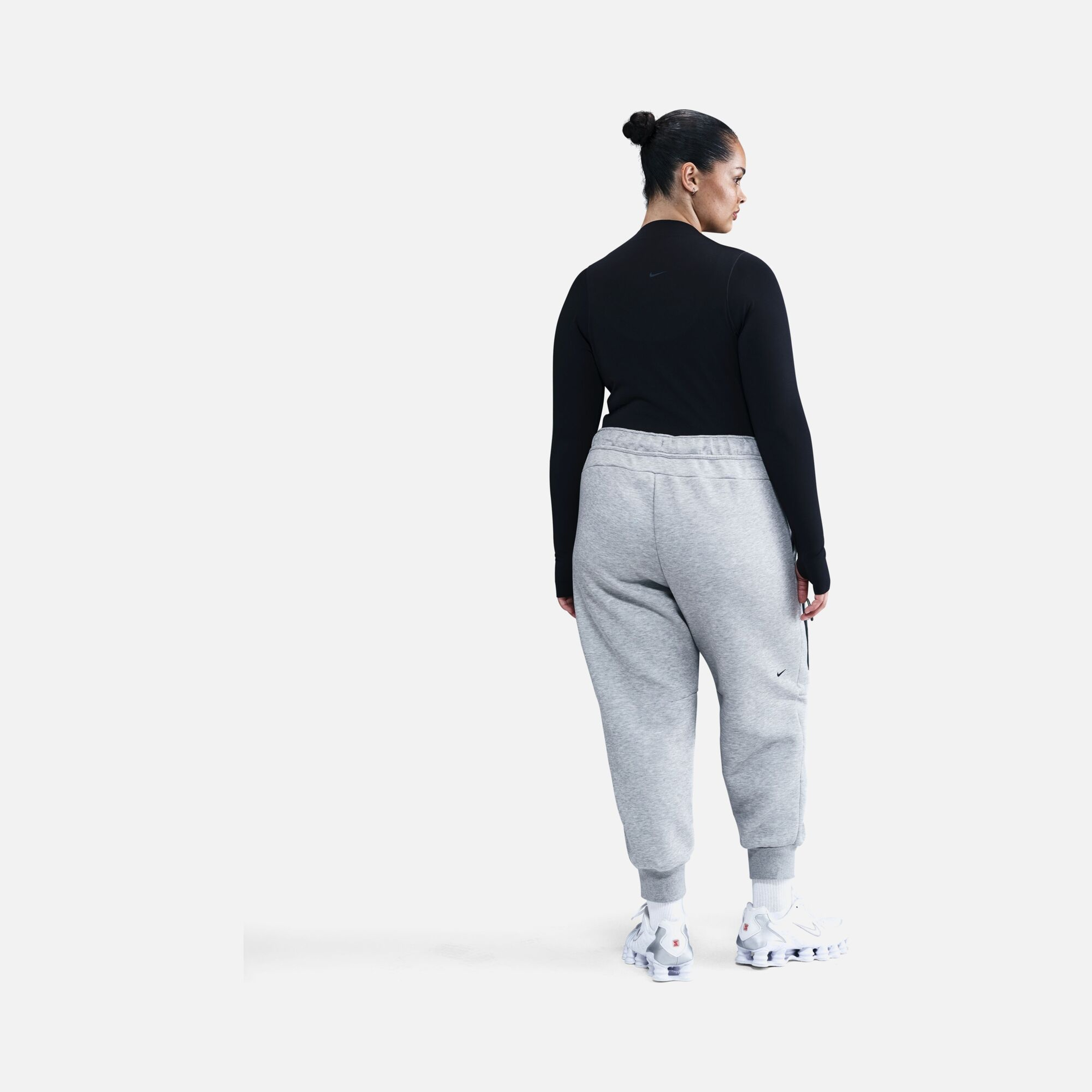 Nike Tech Fleece Mid-Rise Jogger Kadın Pantolon