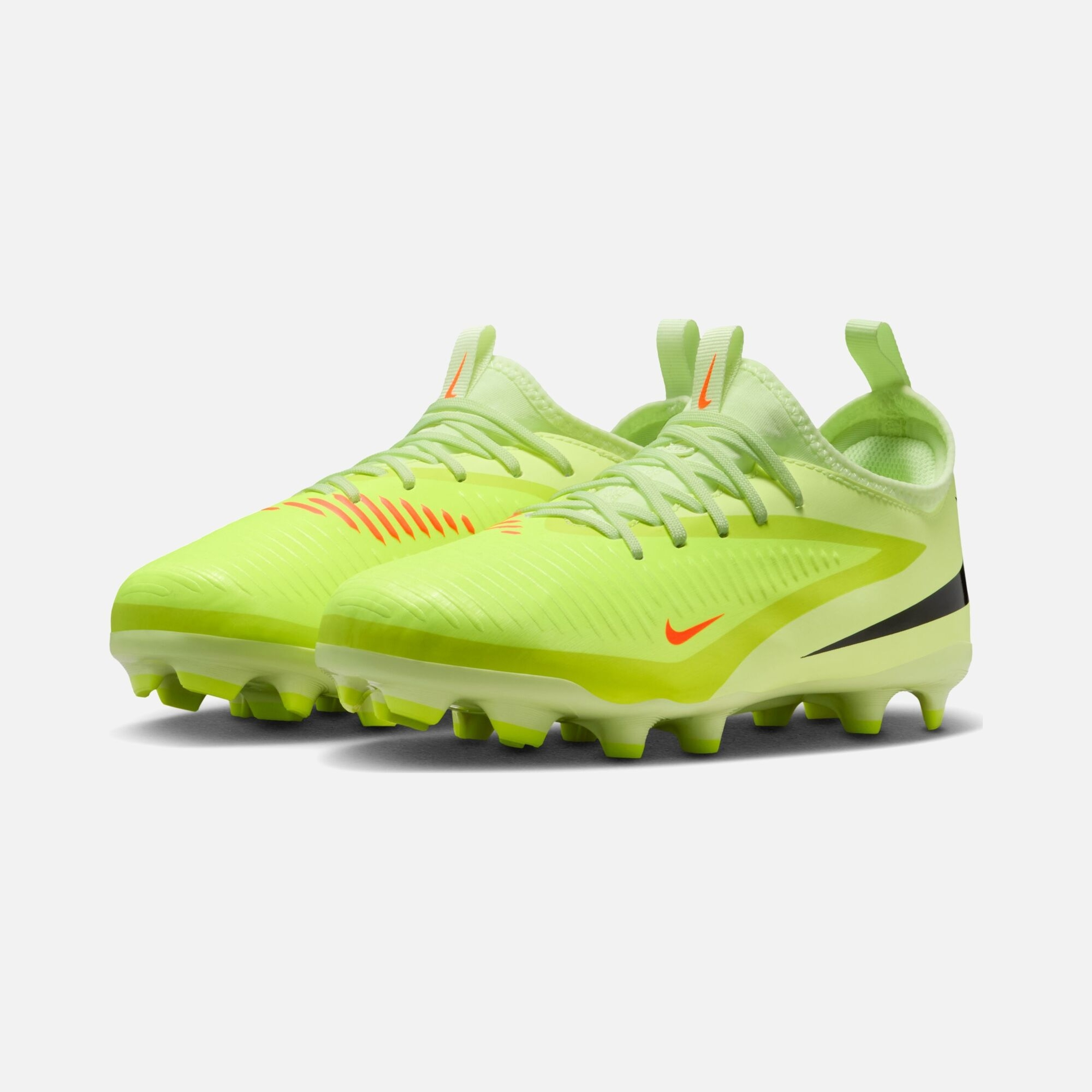 Nike Jr Phantom 6 Low Academy Fg/Mg Çocuk Krampon