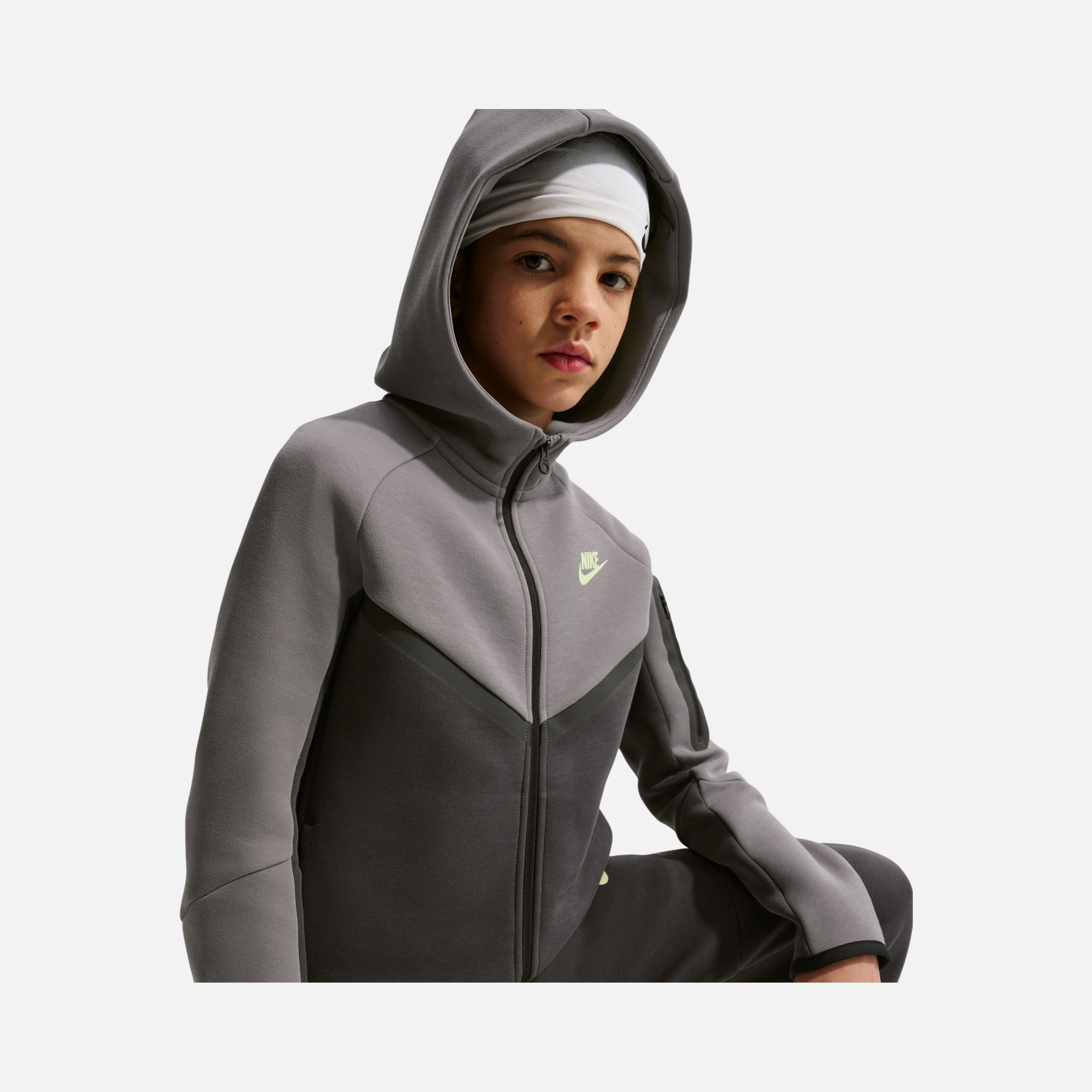 Nike Sportswear Smooth Tech Fleece Full-Zip Hooded Çocuk Ceket