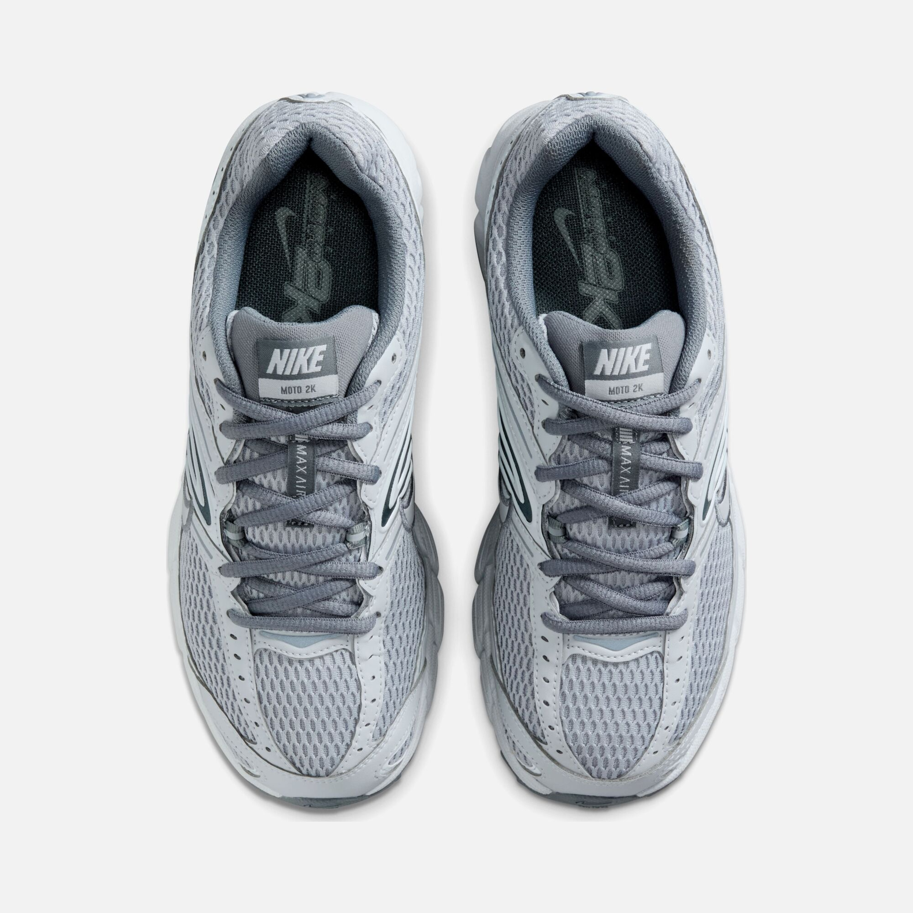 Nike Air Max Moto 2 Kadın Spor Ayakkabı
