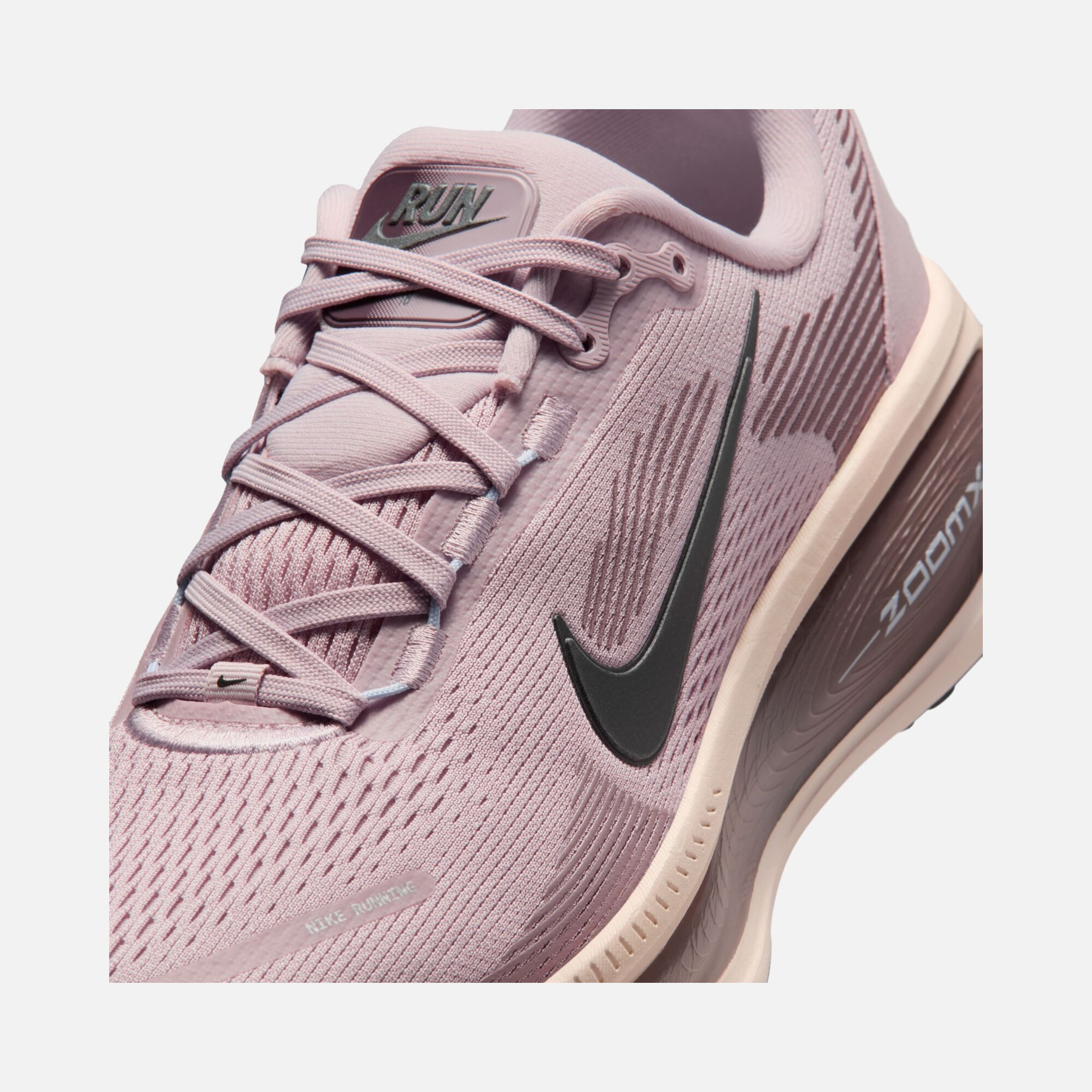 Nike Vomero 18 ZoomX Road Running Kadın Spor Ayakkabı