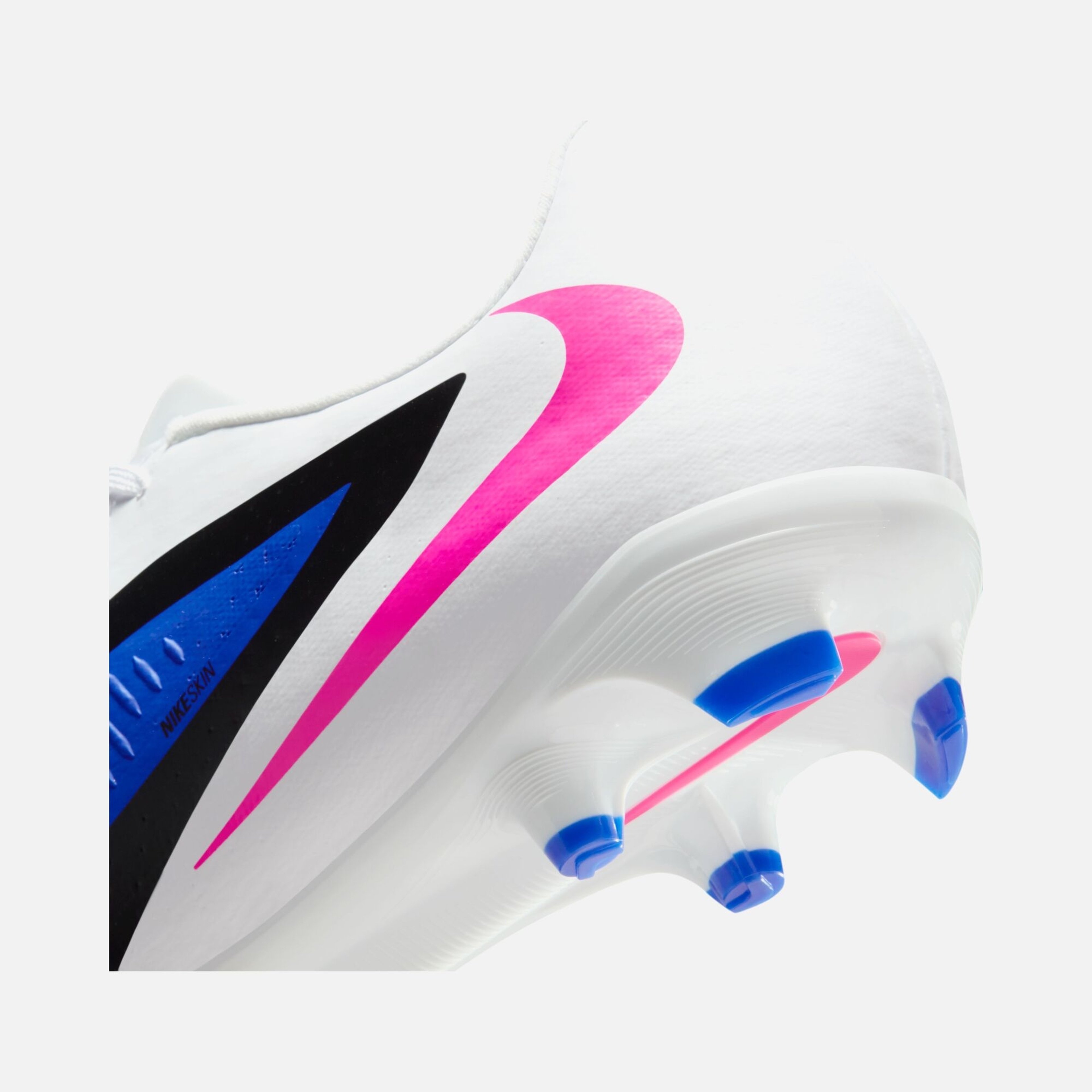Nike Phantom 6 Low Academy Fg/Mg Erkek Krampon