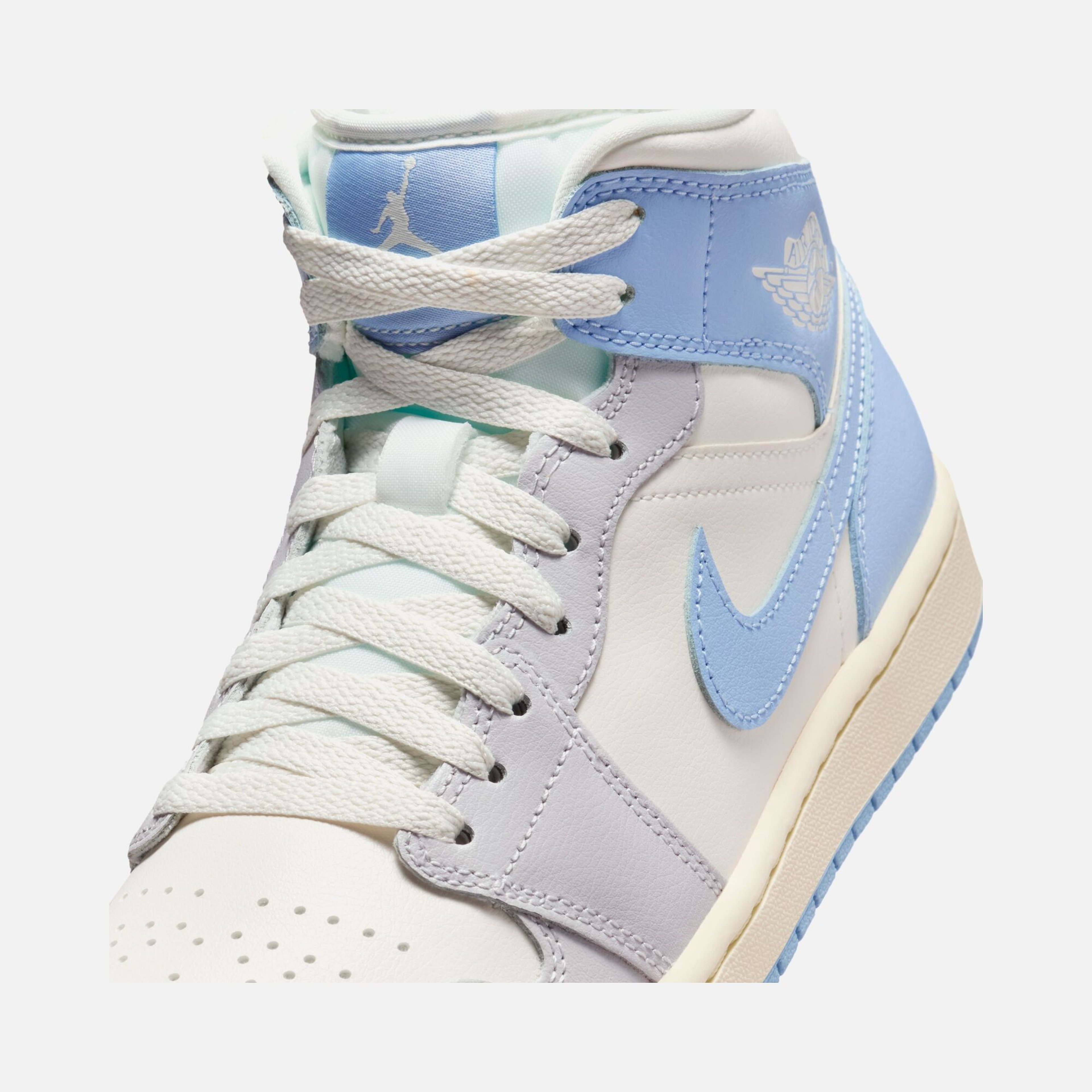Nike Air Jordan 1 Mid Kadın Spor Ayakkabı
