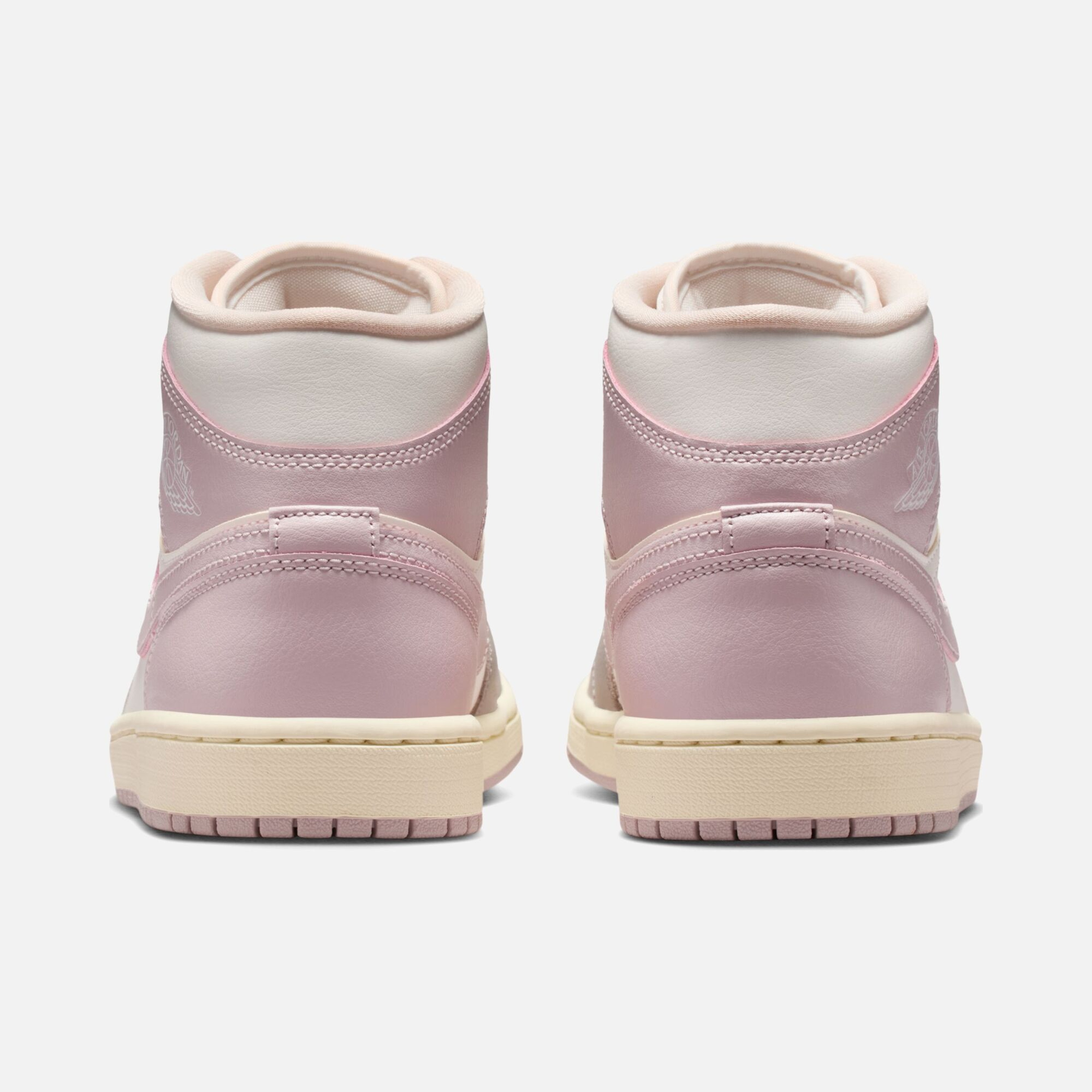 Nike Air Jordan 1 Mid Kadın Spor Ayakkabı