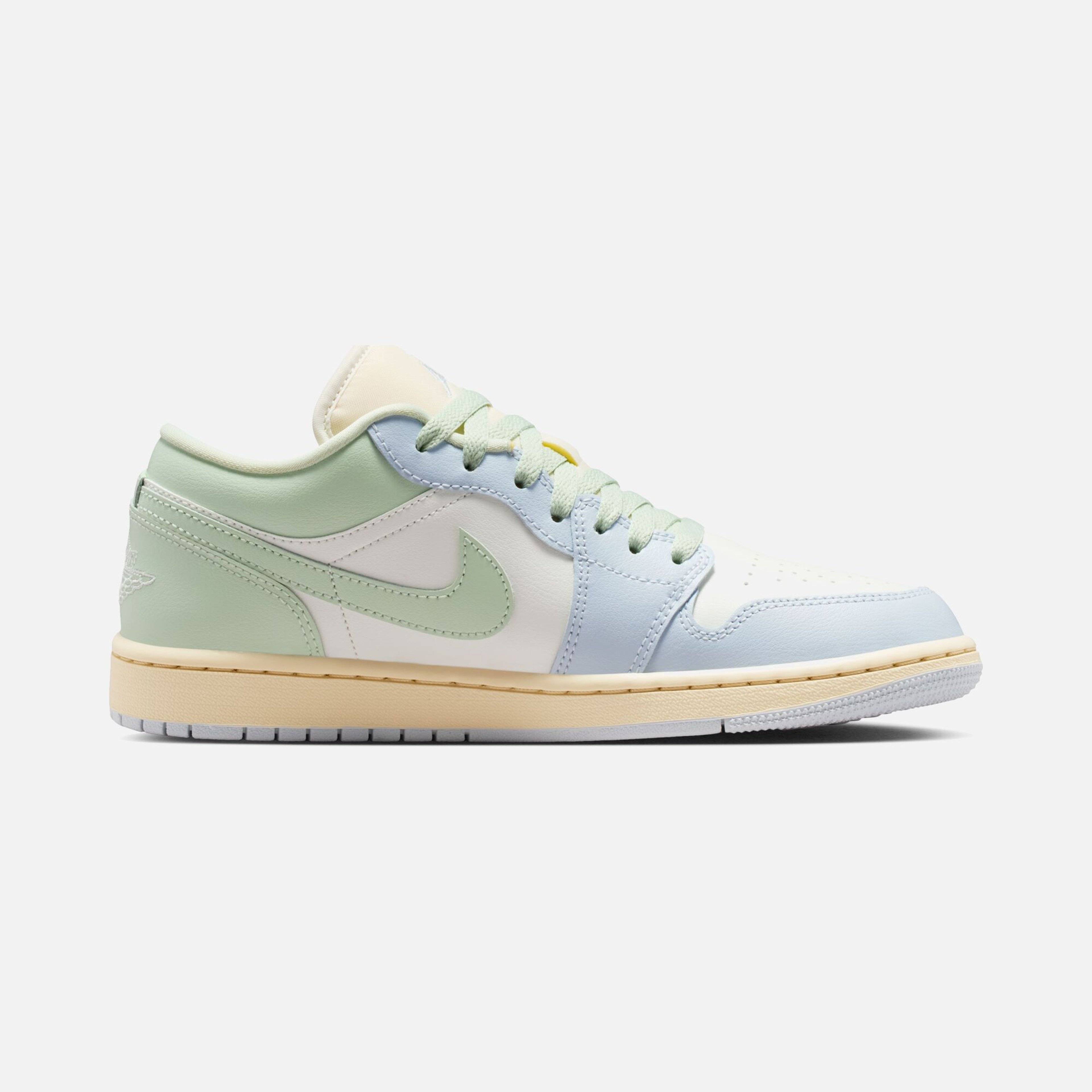 Nike Air Jordan 1 Low Kadın Spor Ayakkabı