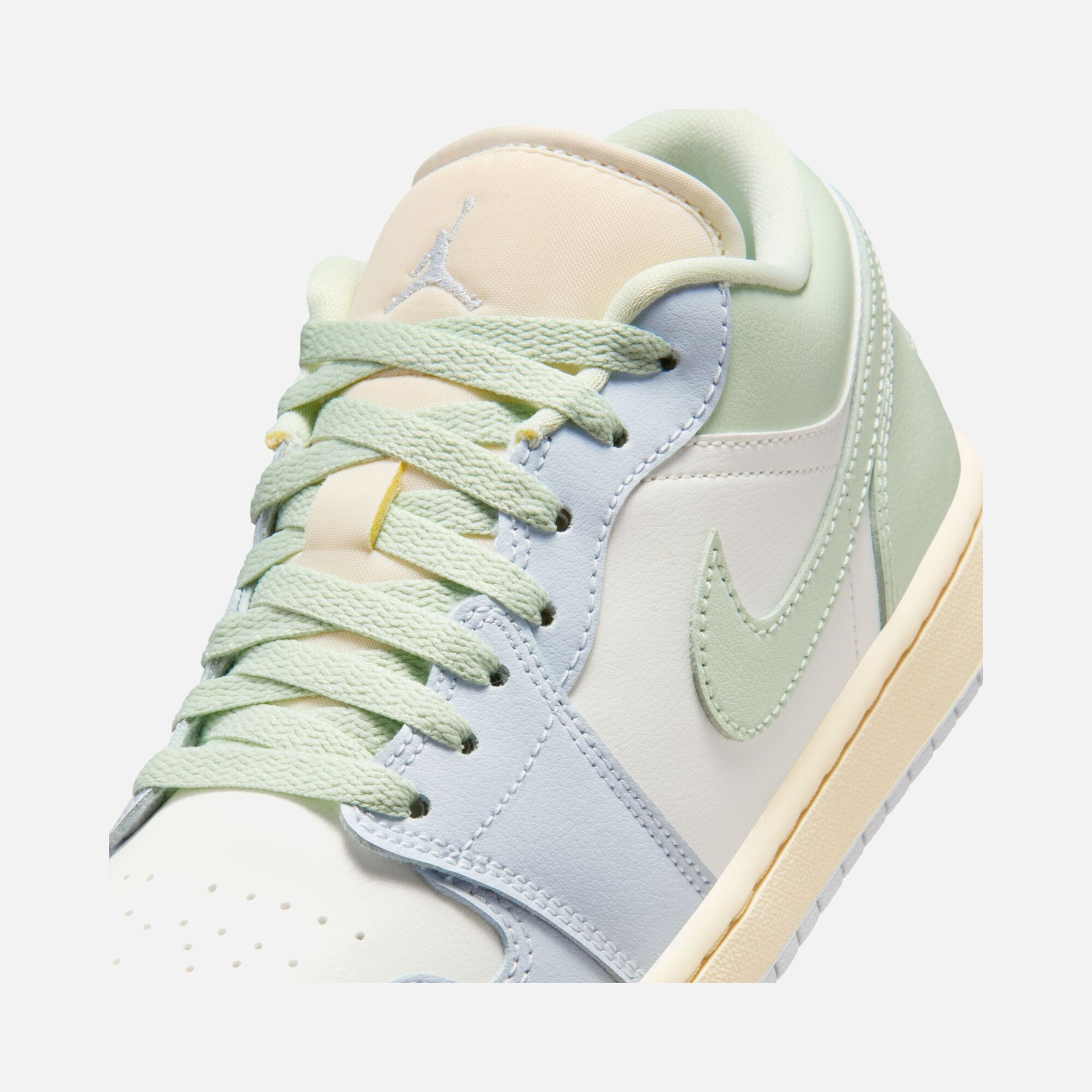 Nike Air Jordan 1 Low Kadın Spor Ayakkabı