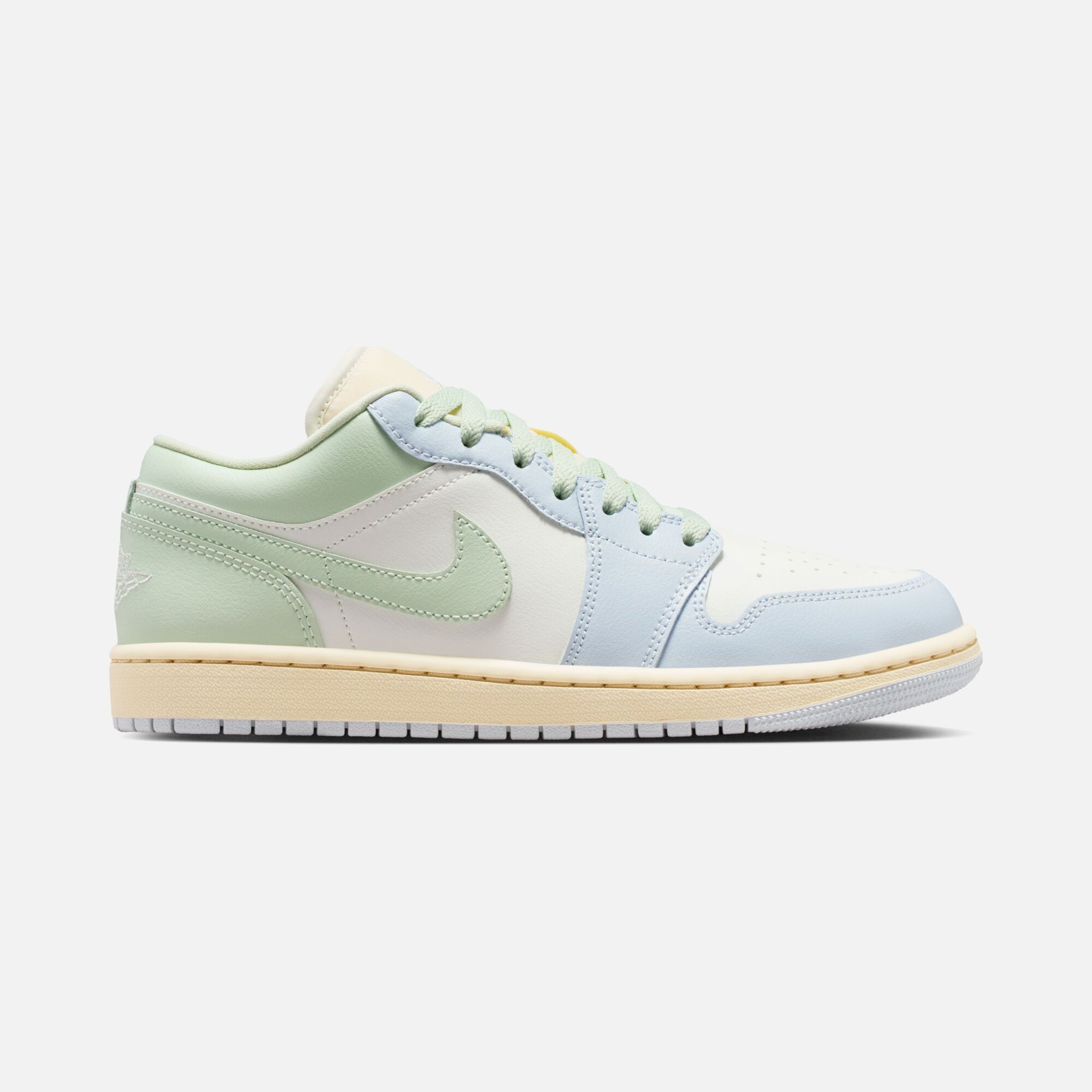 Nike Air Jordan 1 Low Kadın Spor Ayakkabı