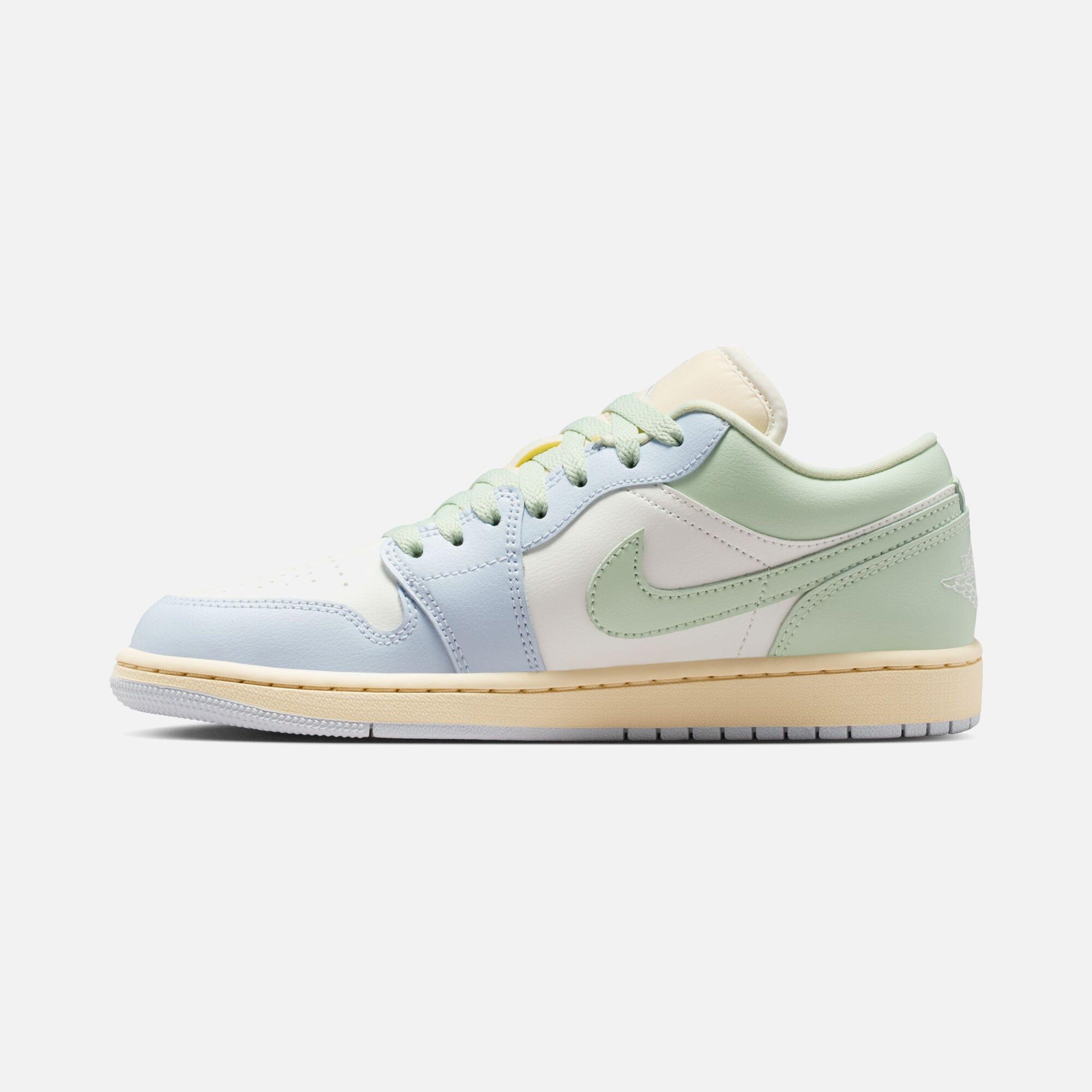 Nike Air Jordan 1 Low Kadın Spor Ayakkabı