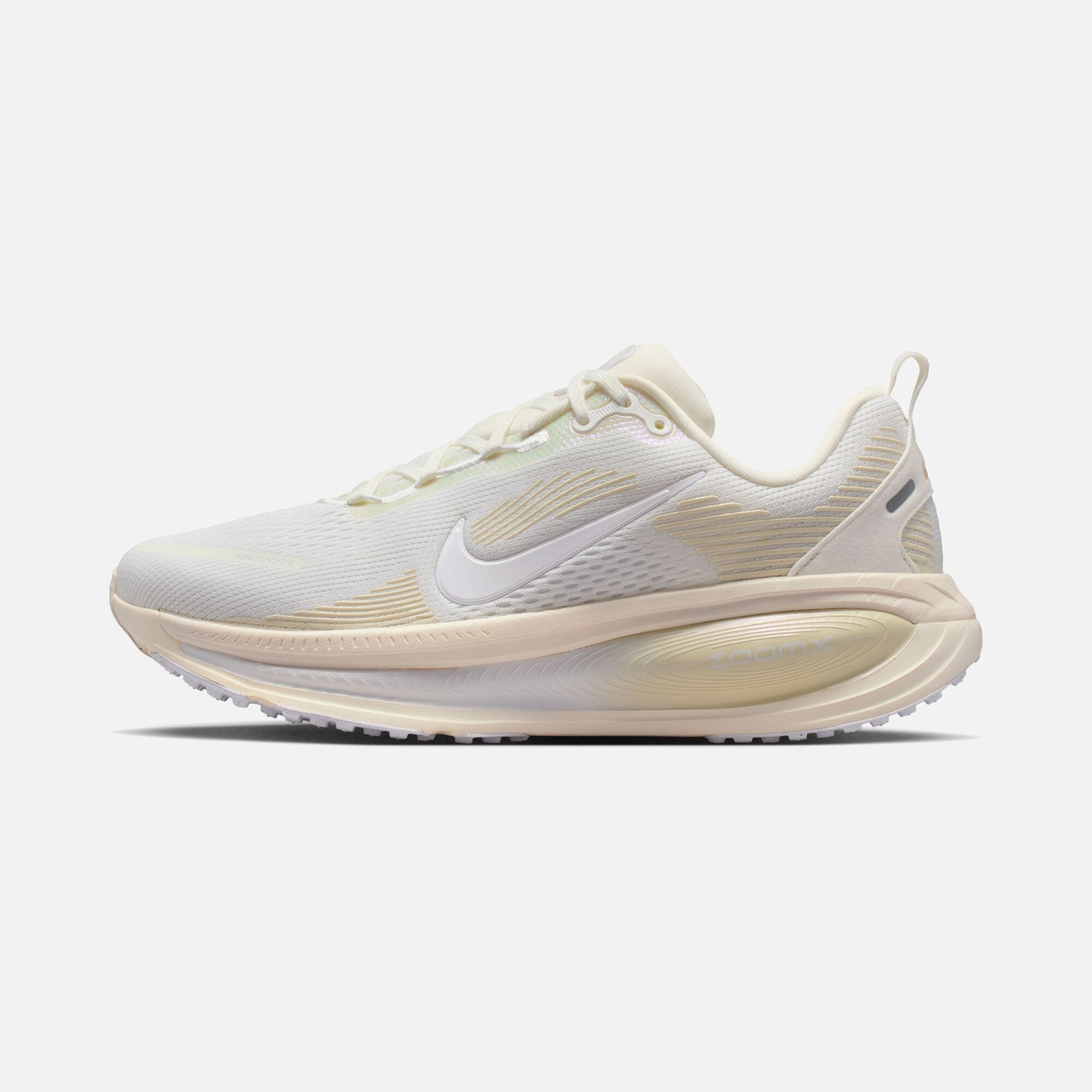 Nike Vomero 18 Ess W Kadın Koşu Ayakkabısı