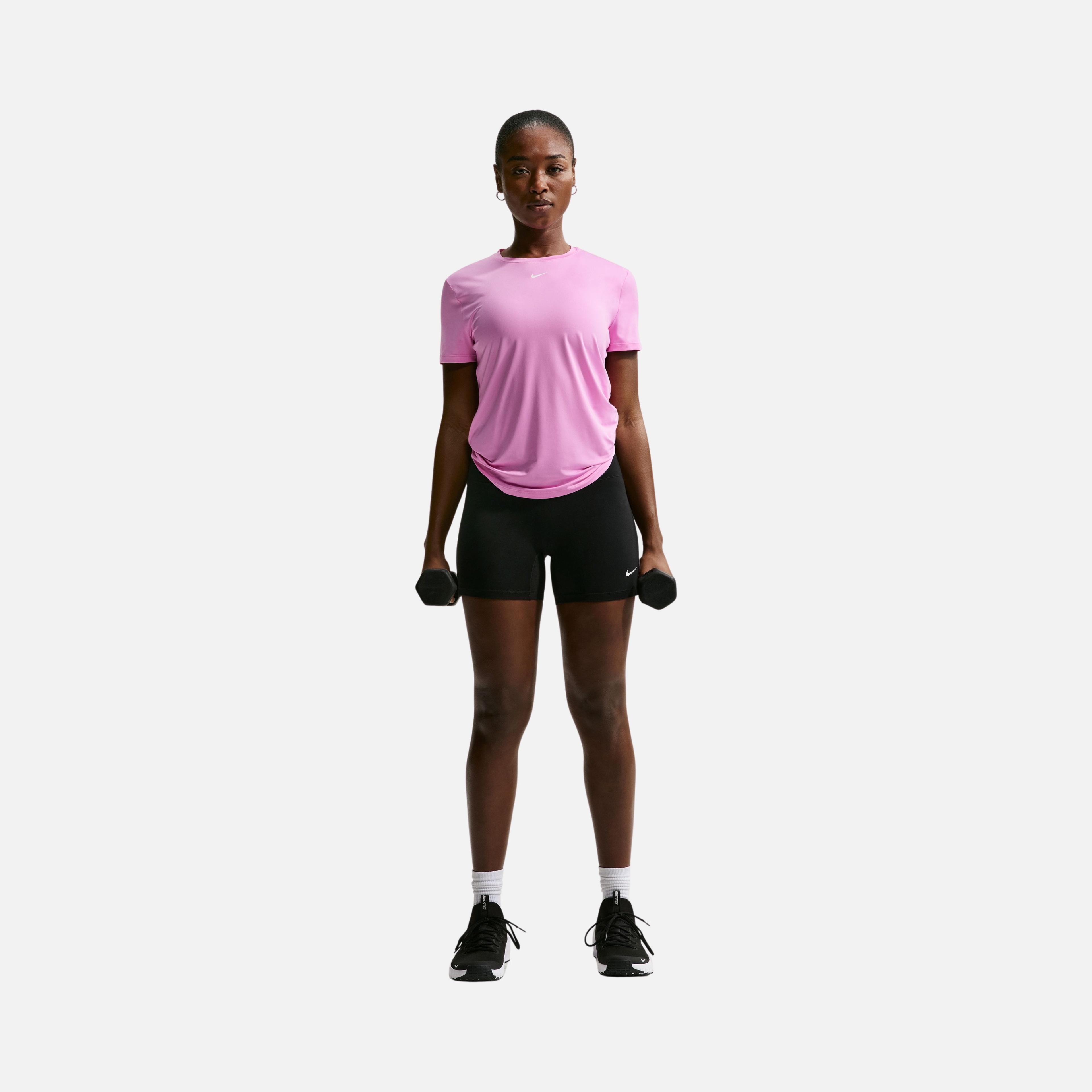 Nike One Classic Dri-Fit Short-Sleeve Training Kadın Tişört