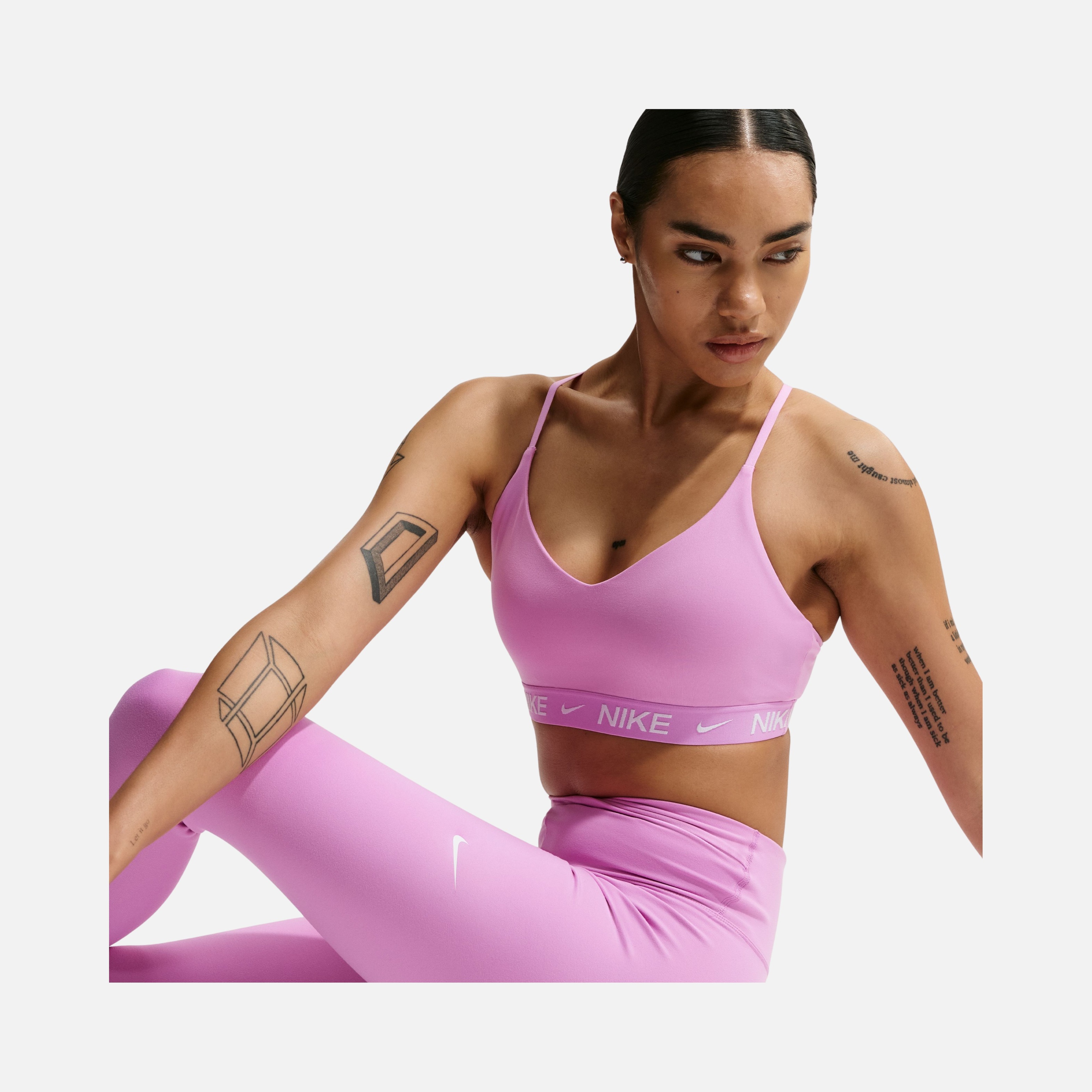 Nike Indy Light-Support Padded Adjustable Training Sports Kadın Bra